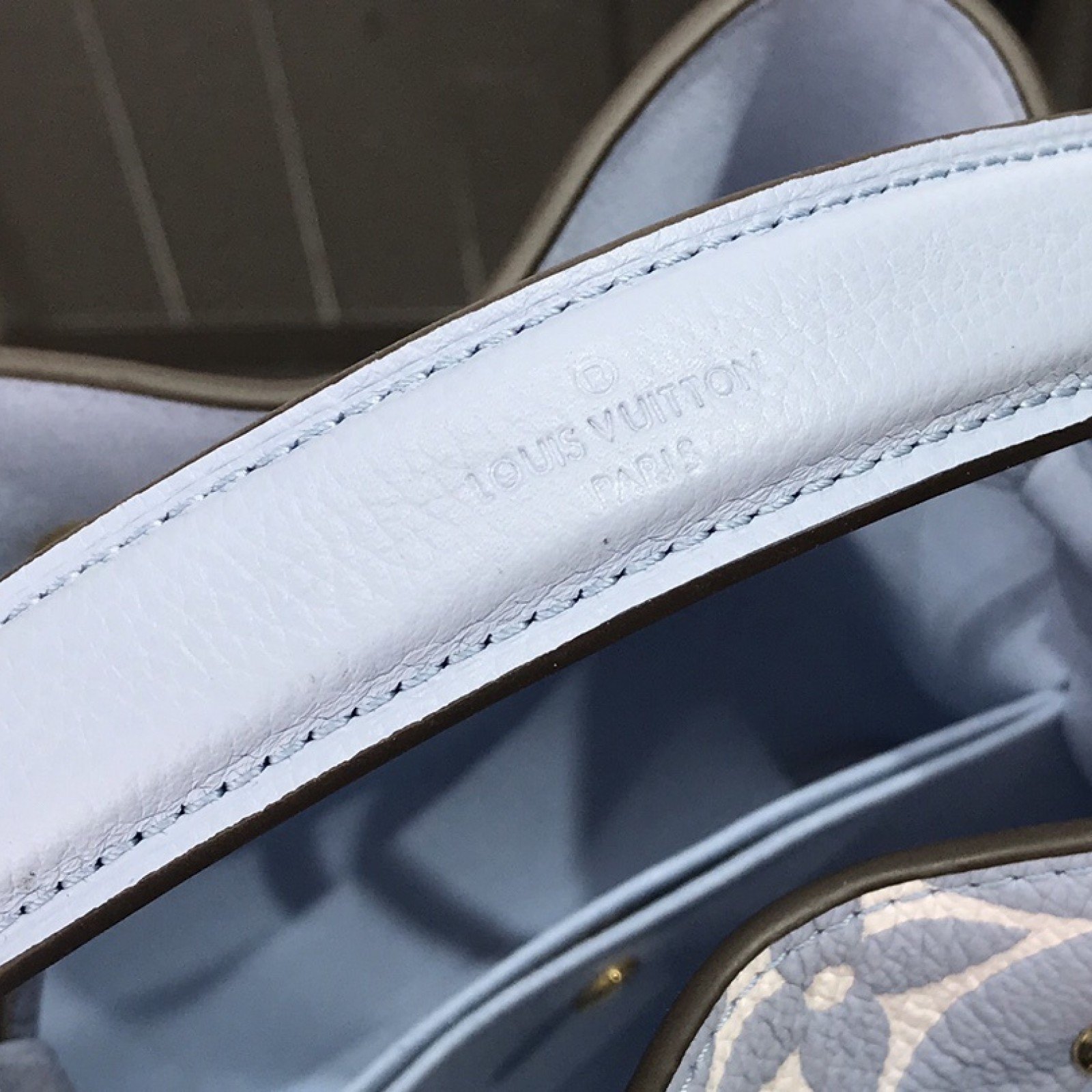 LV NEONOE BB M45716