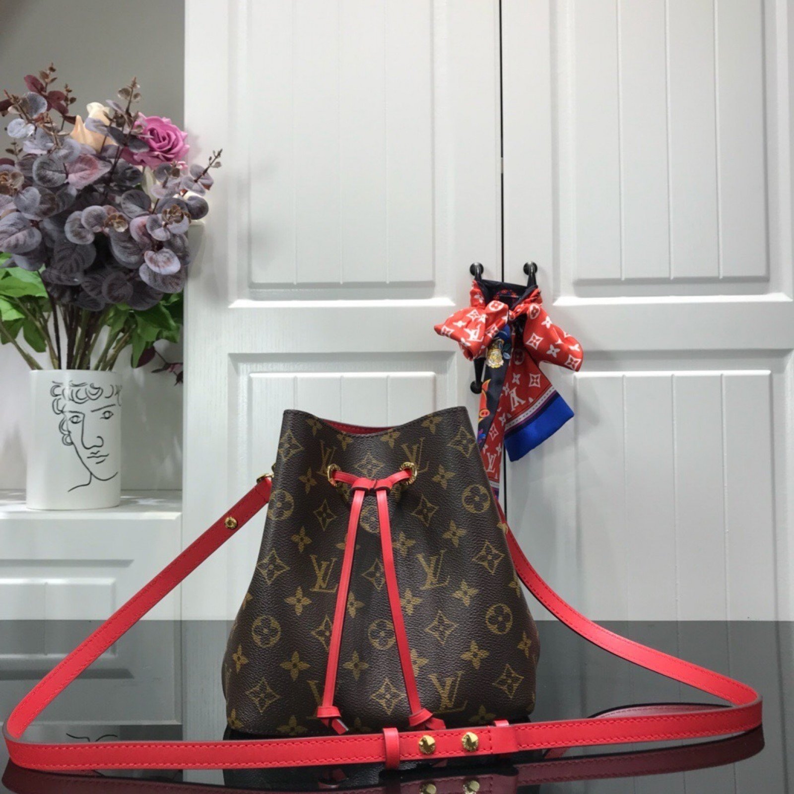 LV NEONOE BB M53609