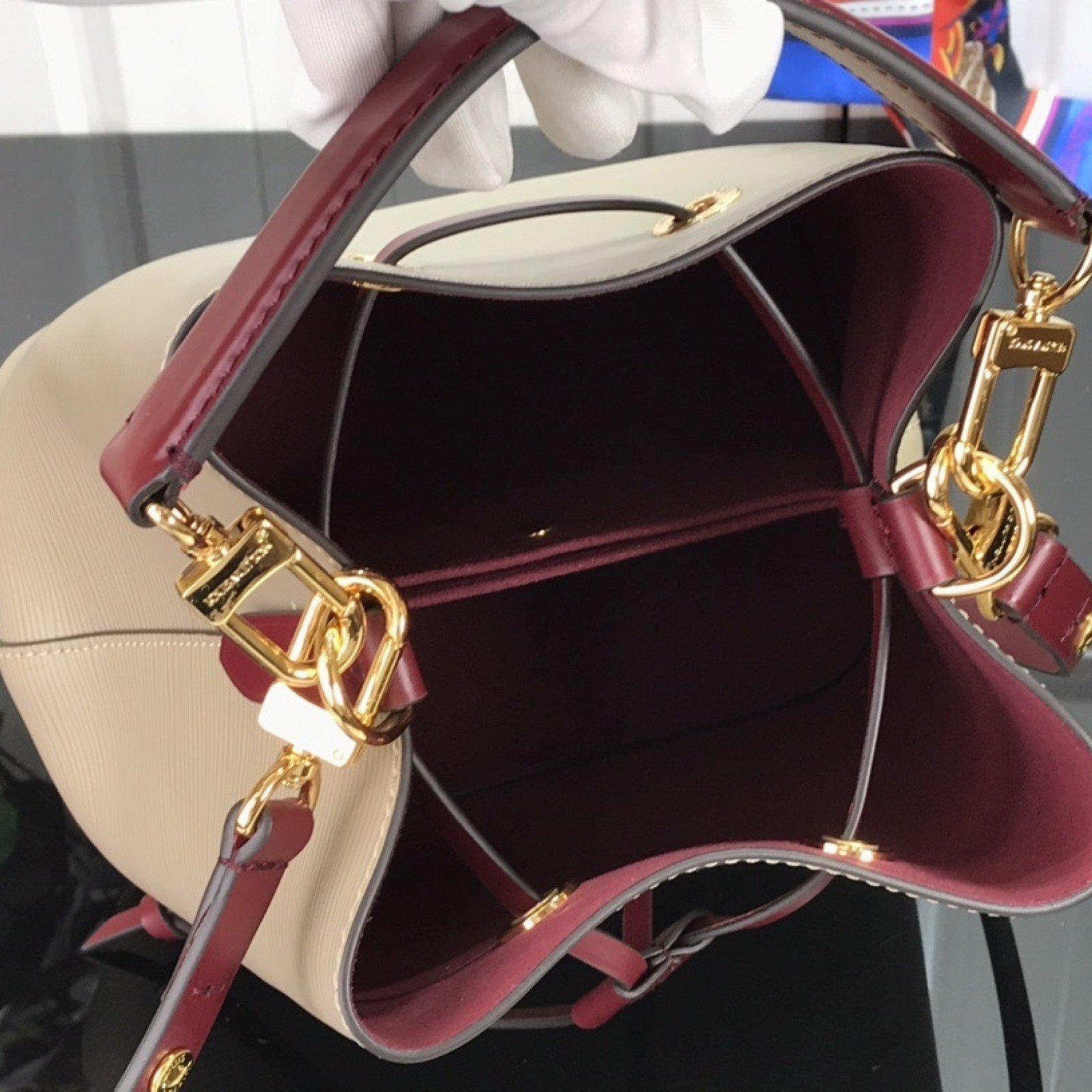 LV NEONOE BB M56212
