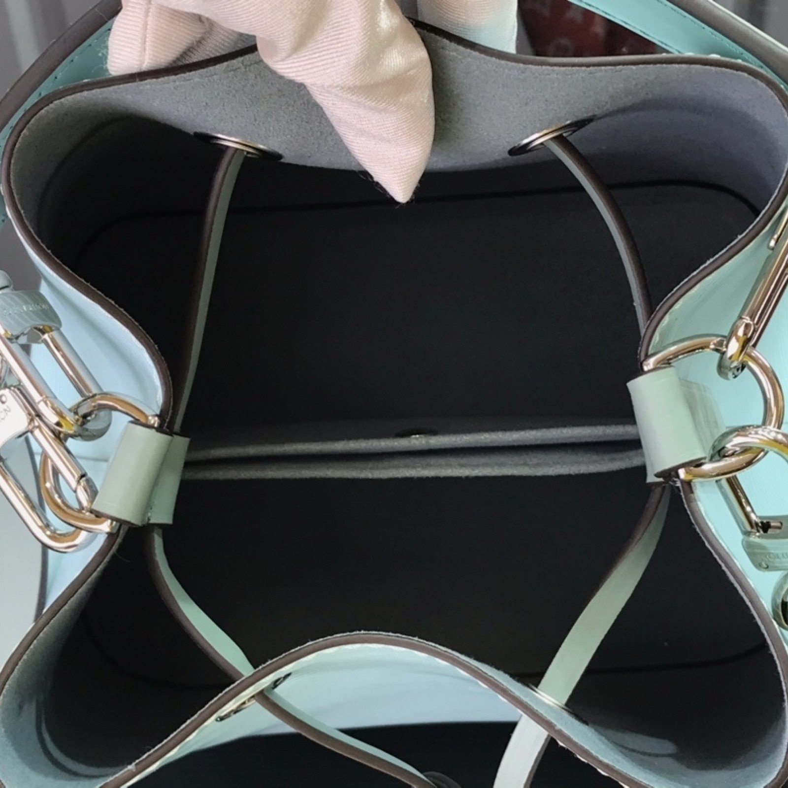 LV NEONOE BB M56212