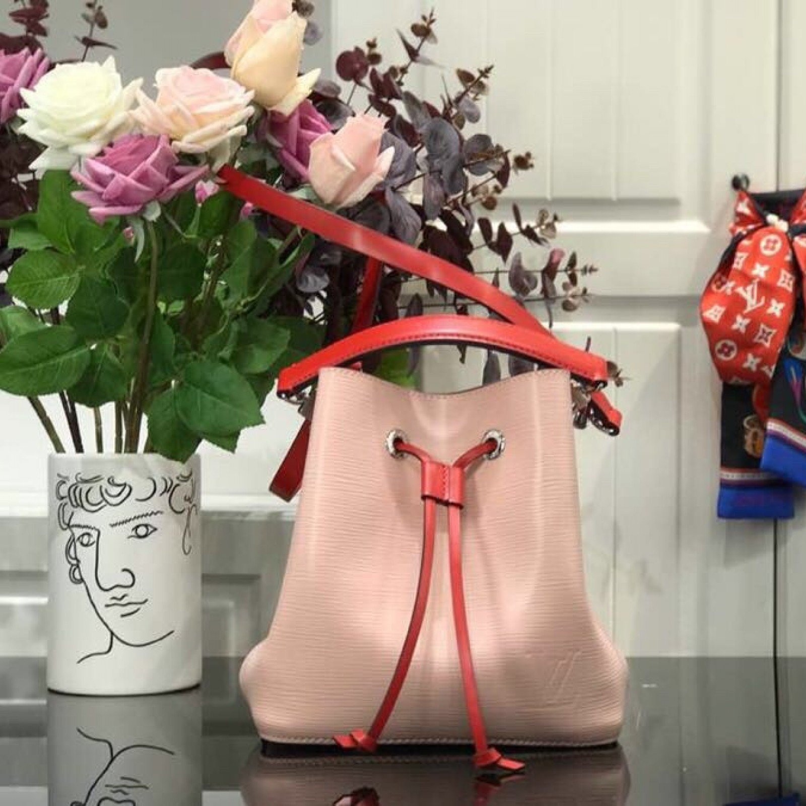 LV NEONOE BB M56212