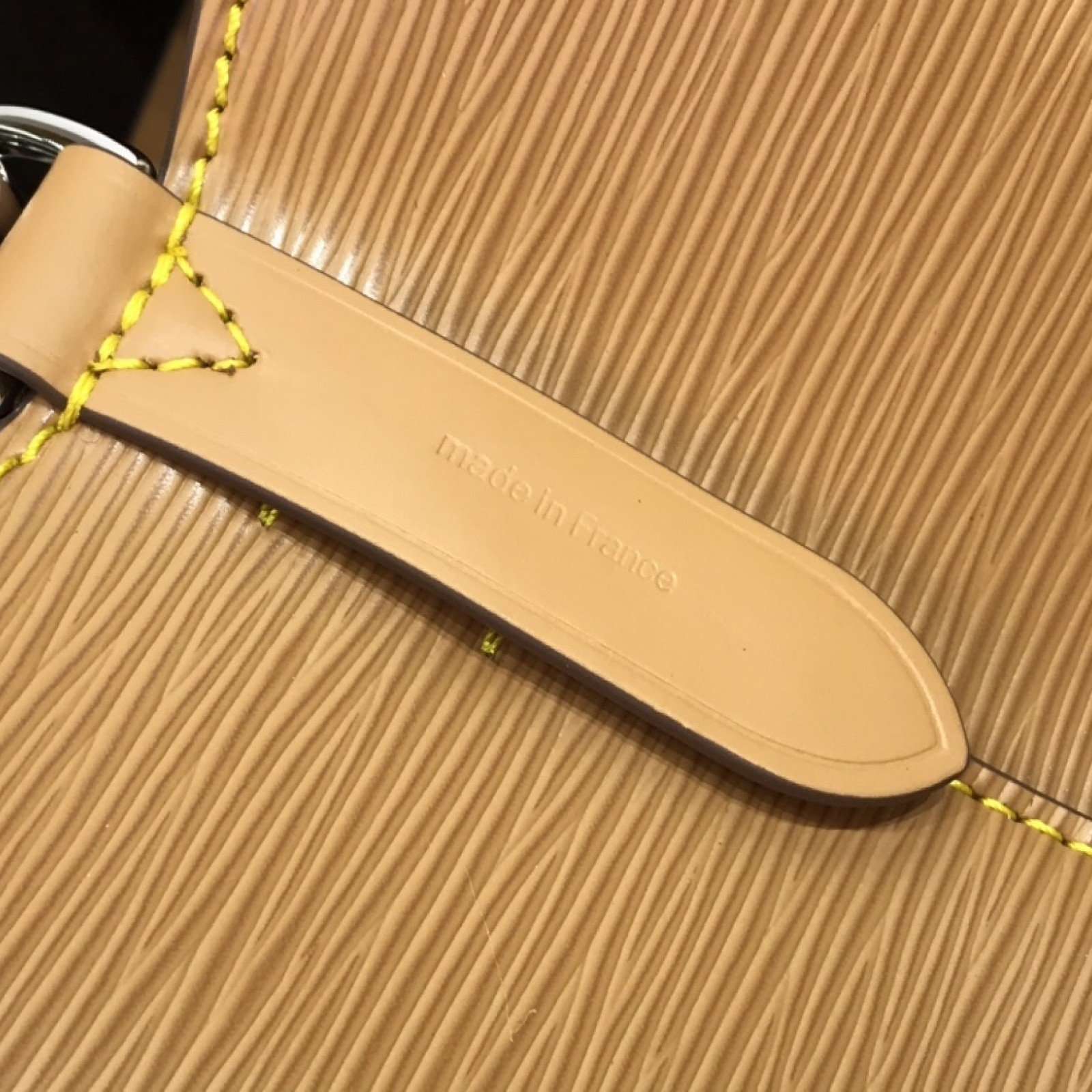 LV NEONOE BB M57691