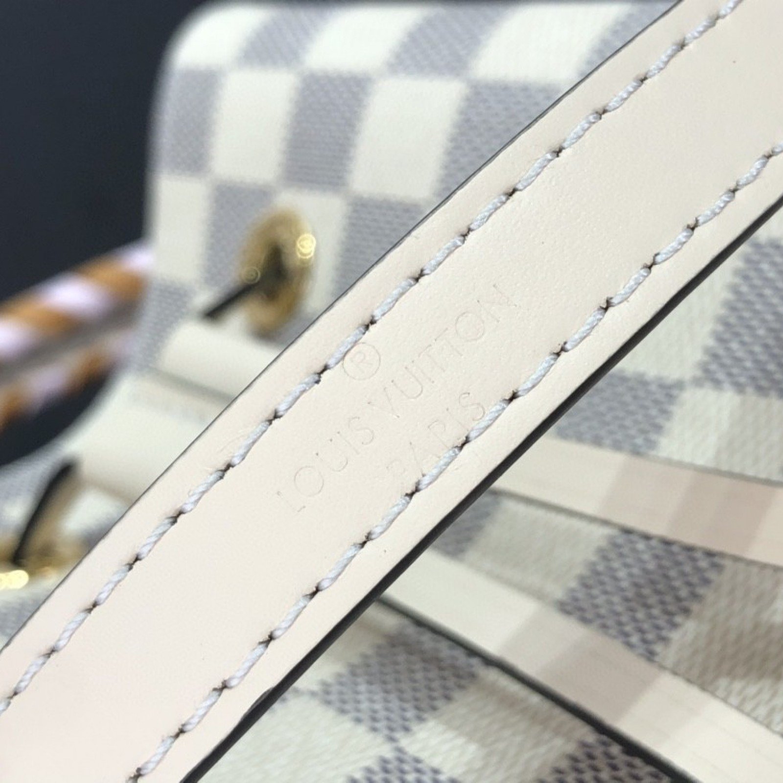 LV NEONOE BB N45292