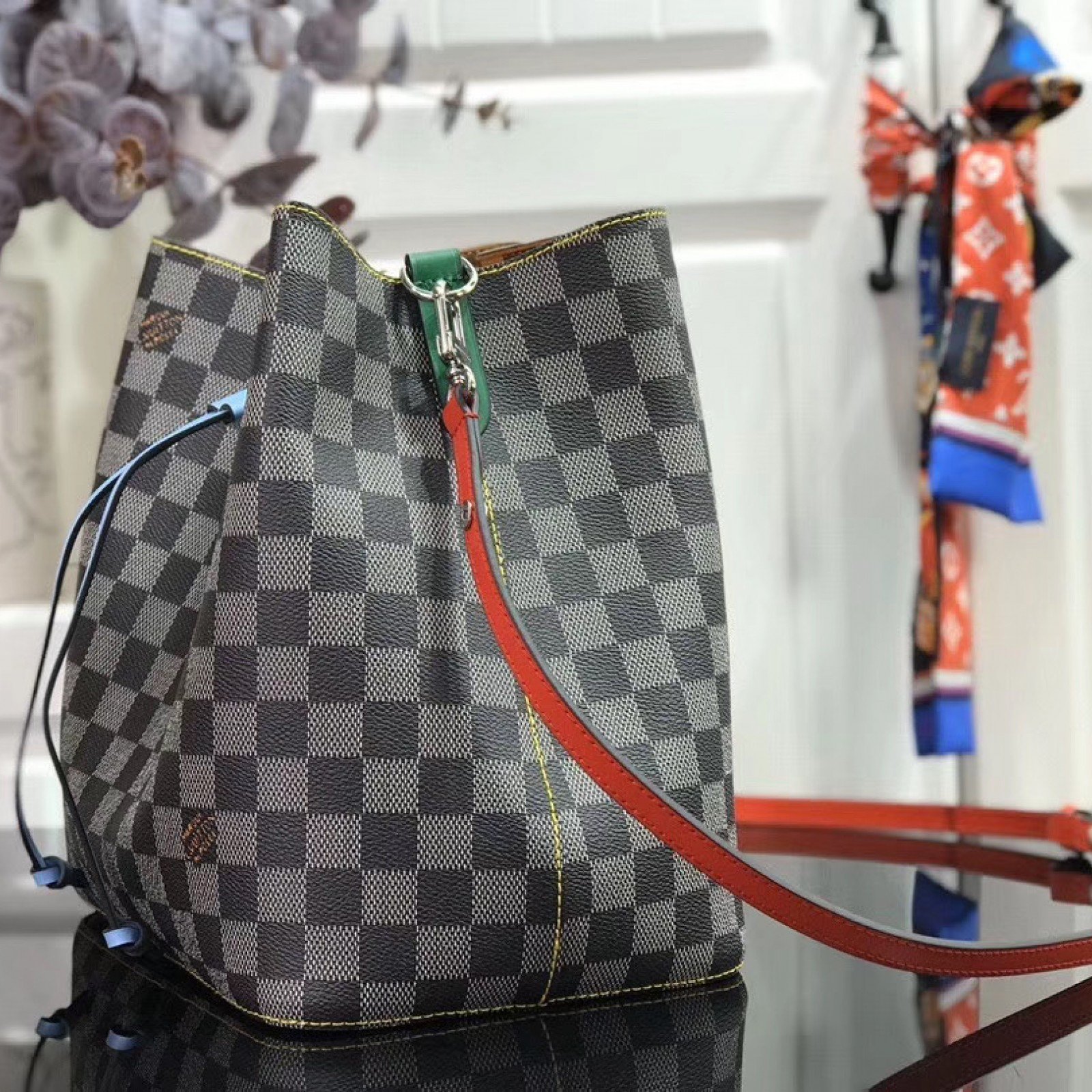 LV NEONOE MM BAG N40229