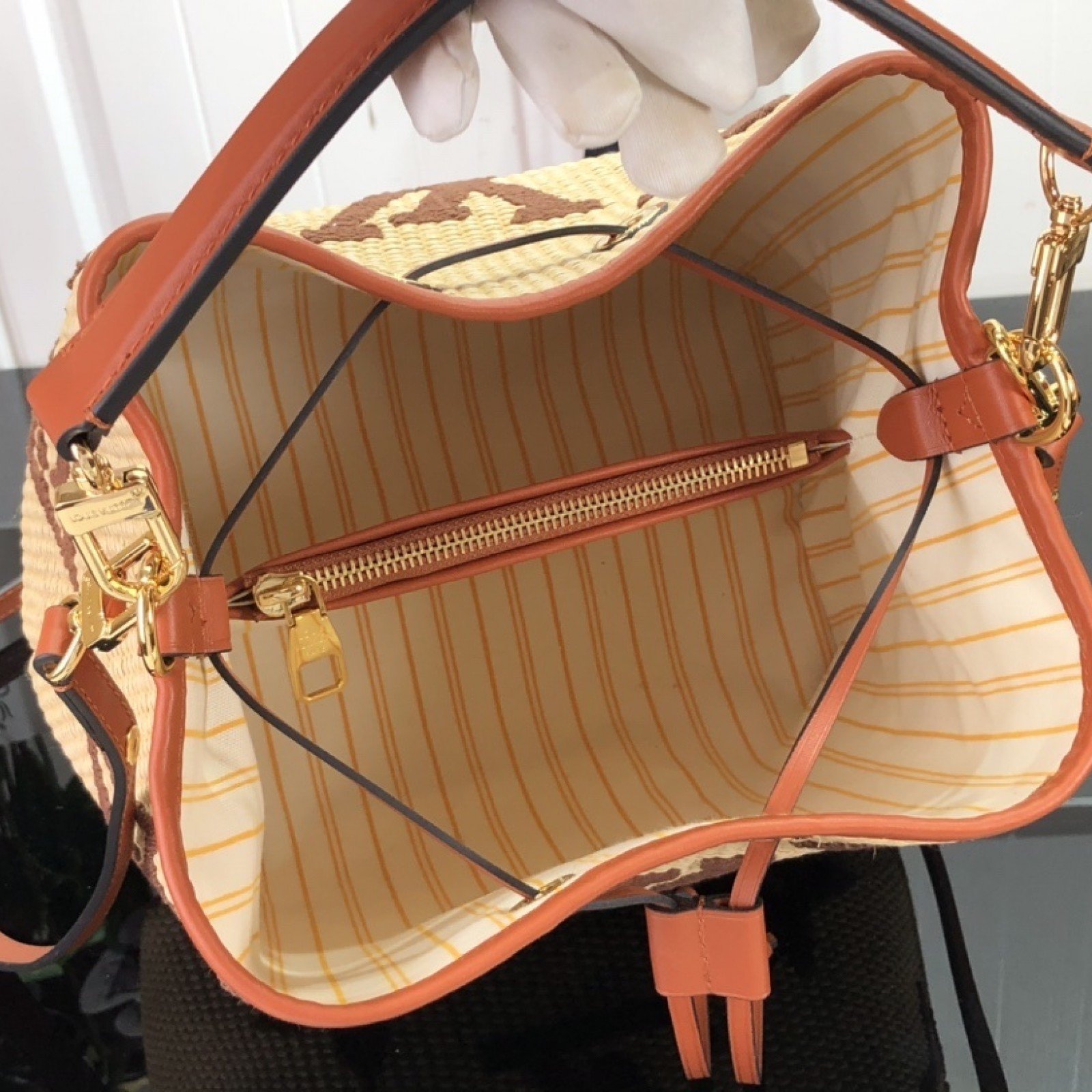 LV NEONOE MM M57704