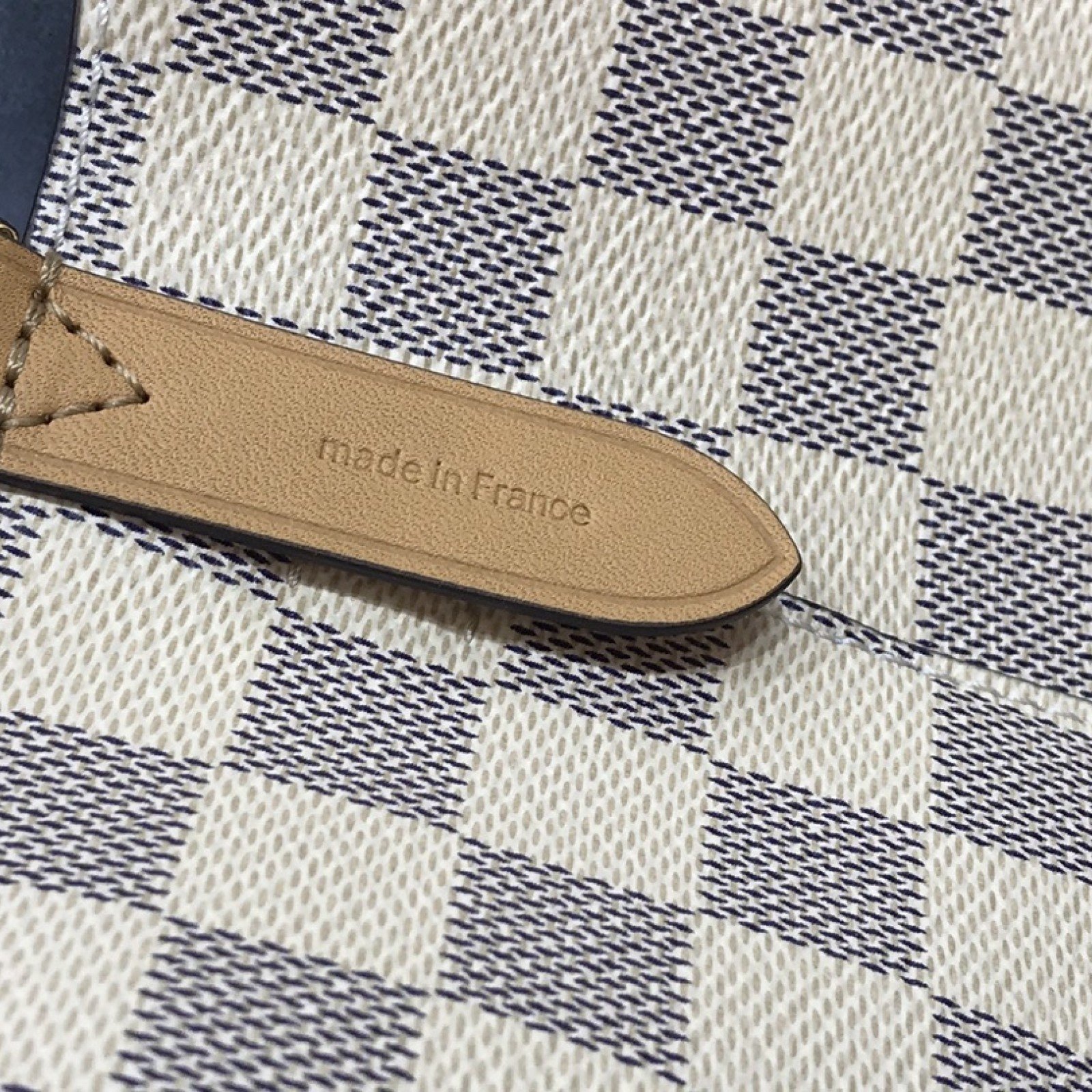 LV NEONOE MM N50042