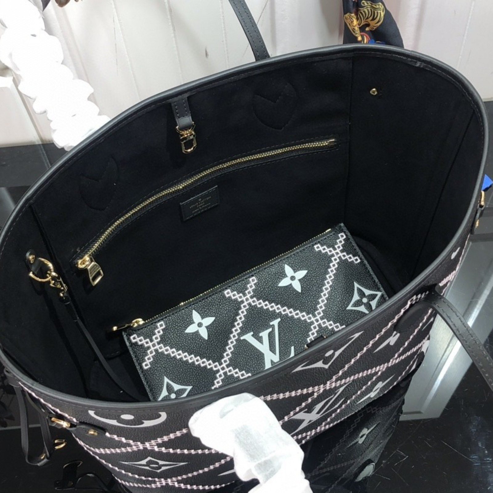 LV NEVERFULL MM M46040