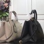 LV NEW GRAND PALAIS N45811
