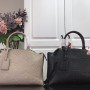 LV NEW GRAND PALAIS N45811