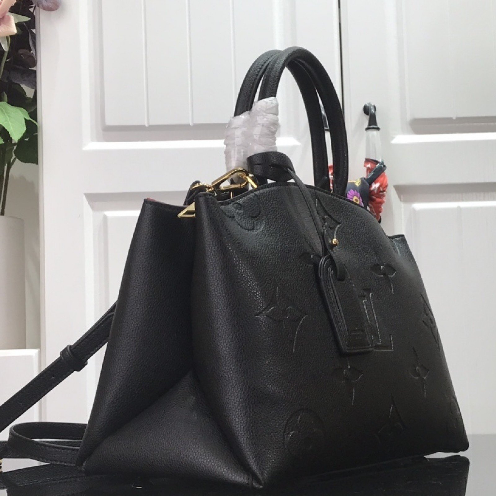 LV NEW GRAND PALAIS N45811