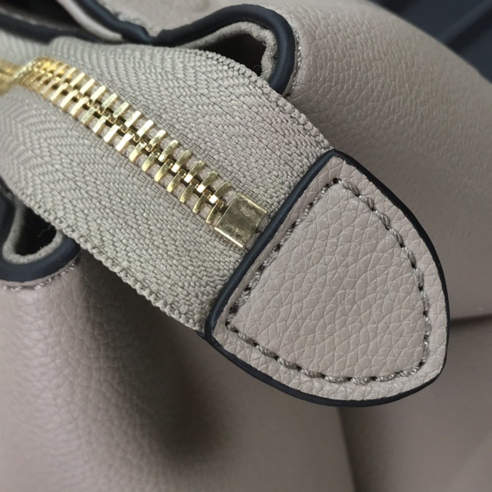 LV NEW GRAND PALAIS N45811