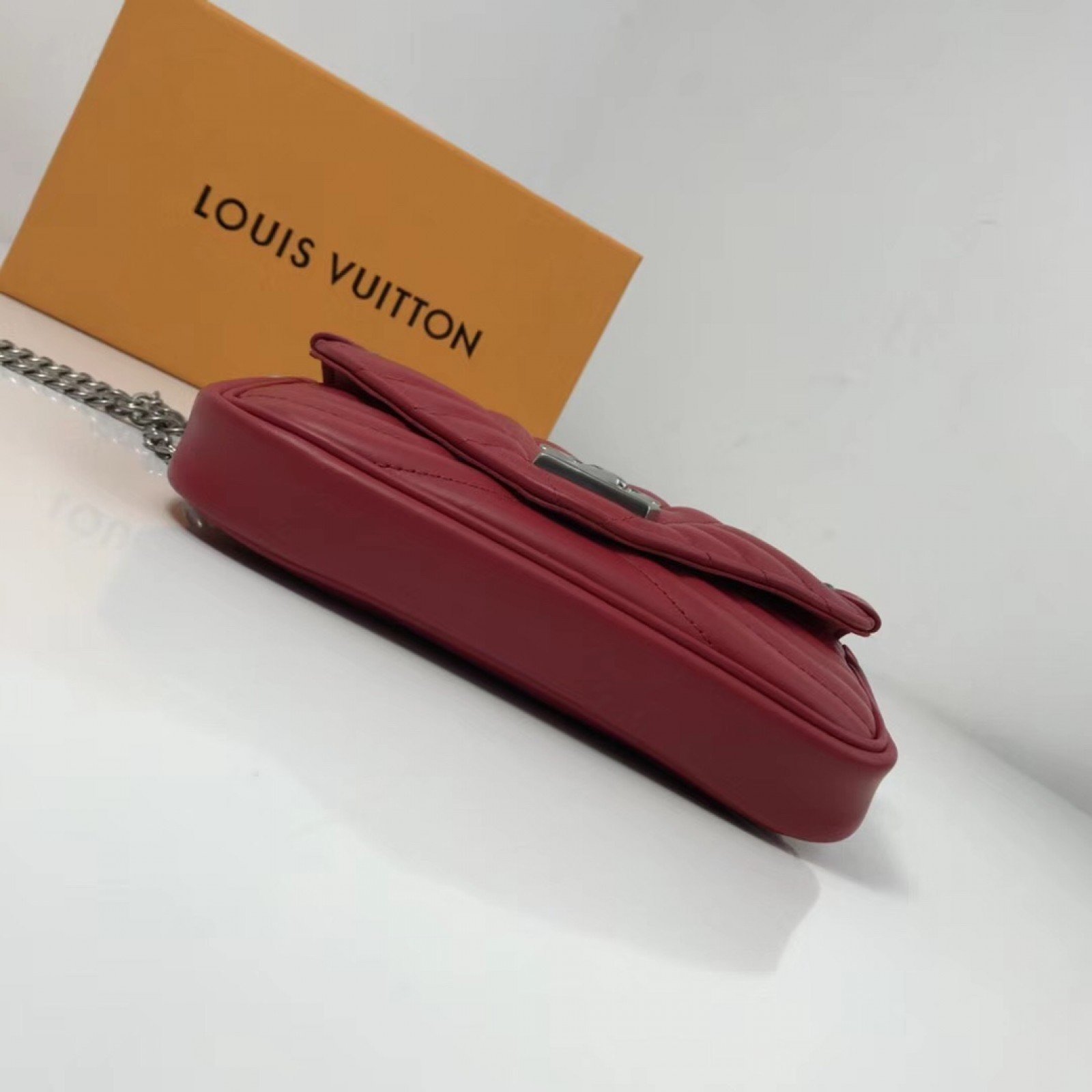 LV NEW WAVE BAG M63956