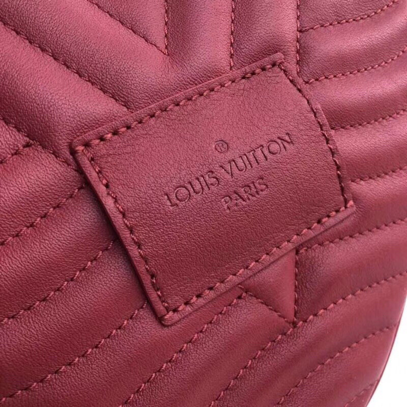 LV NEW WAVE HEART BAG M53205