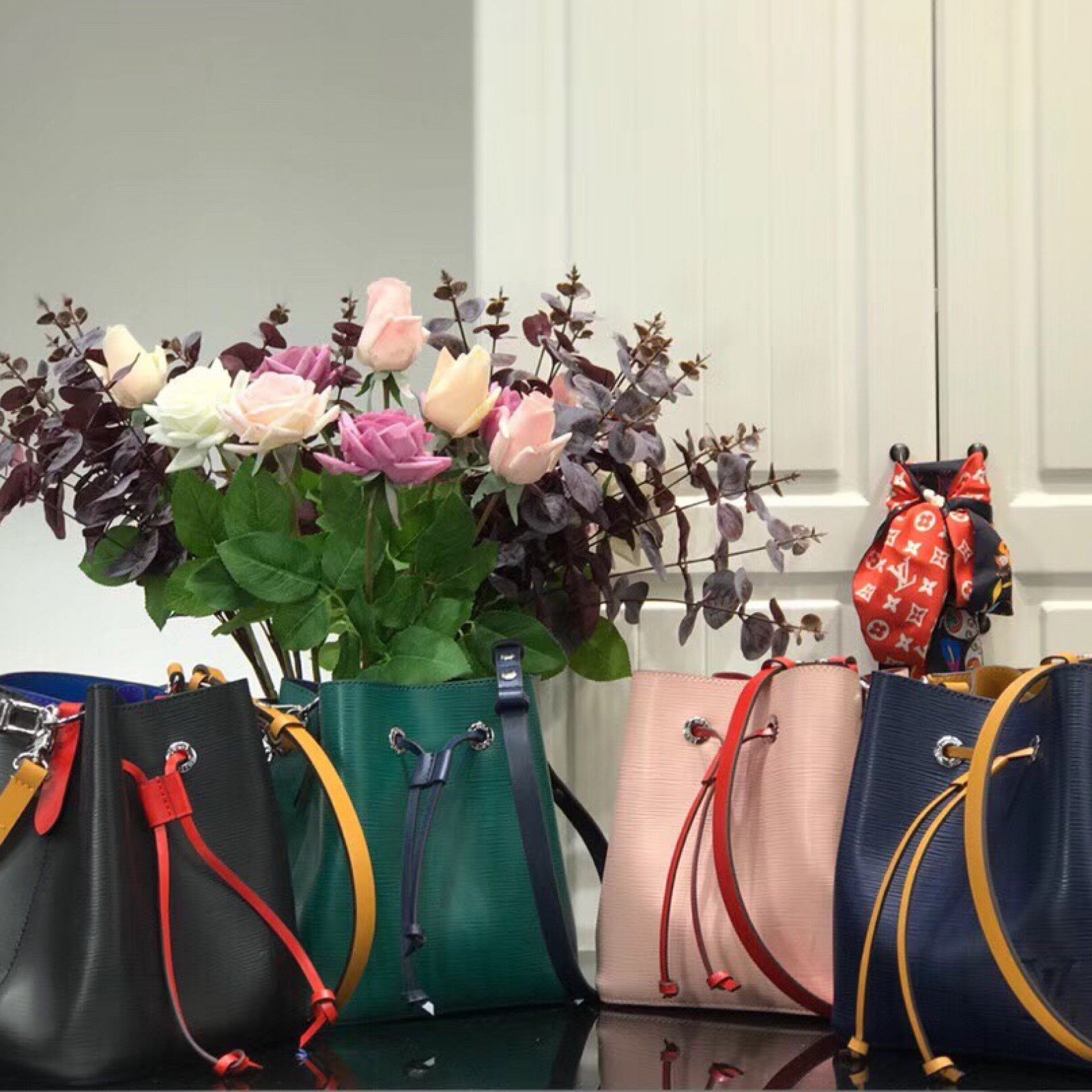 LV NÉONOÉ BB - EXCLUSIVE PRELAUNCH M53612