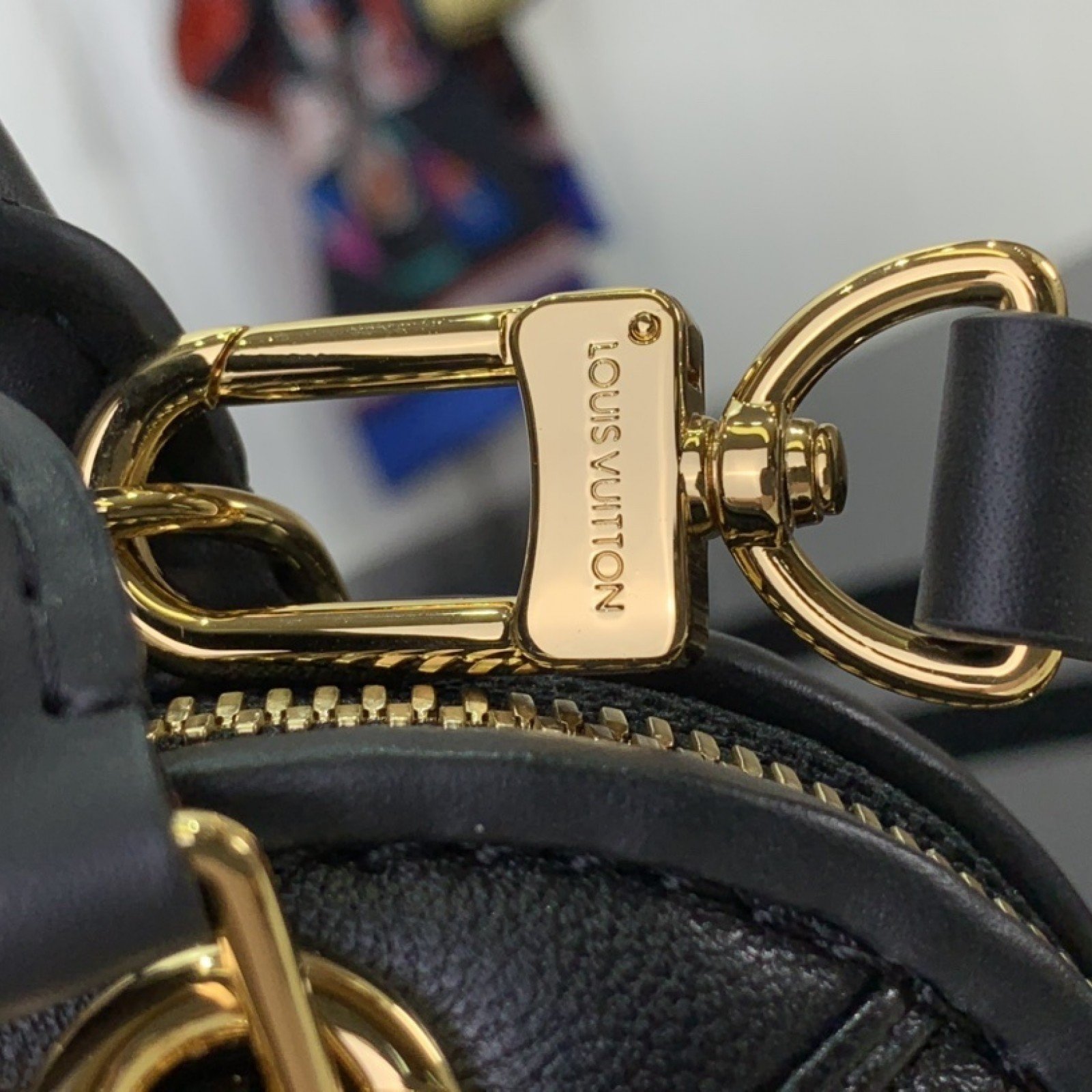 LV Nano Alma m83048