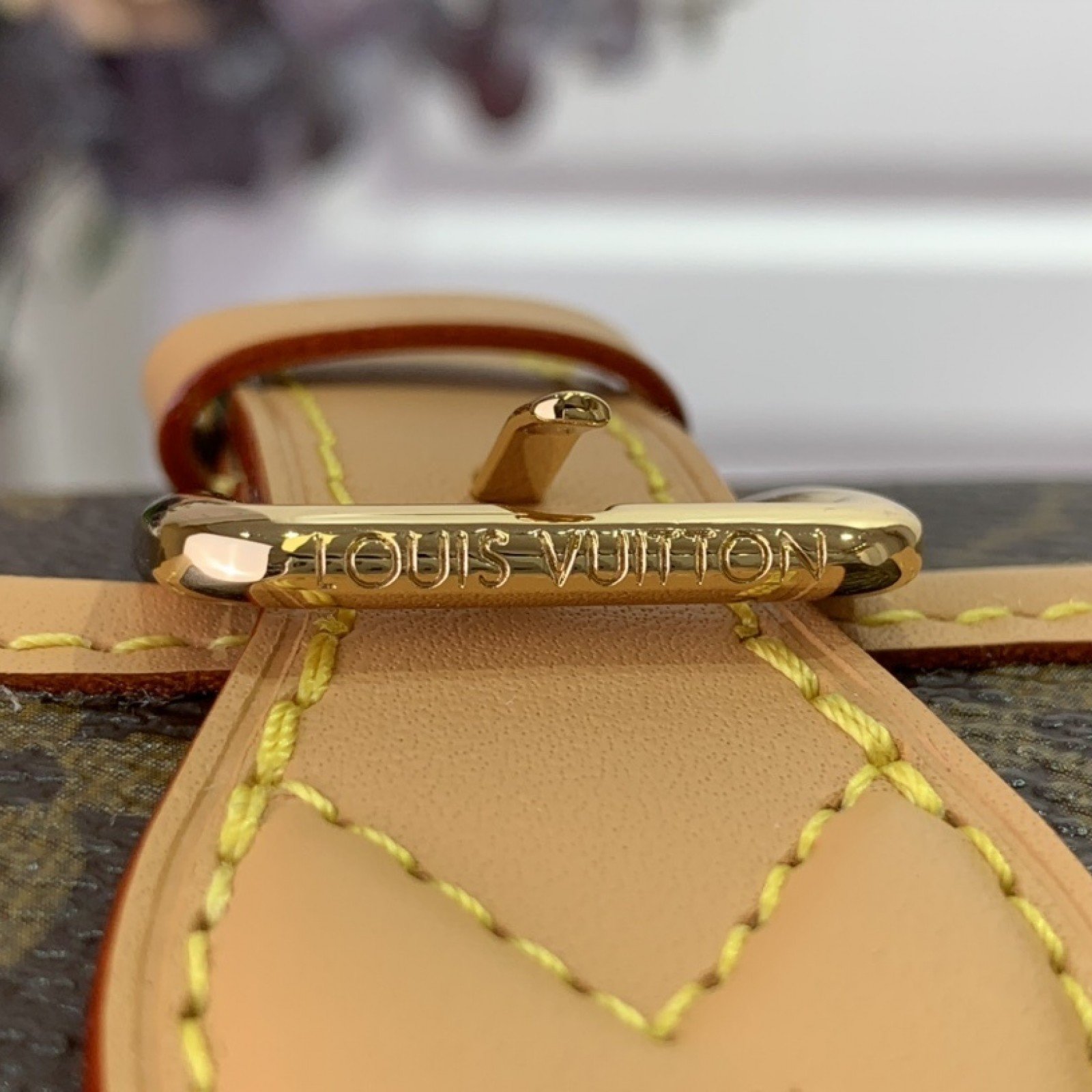 LV Nano Diane M83300