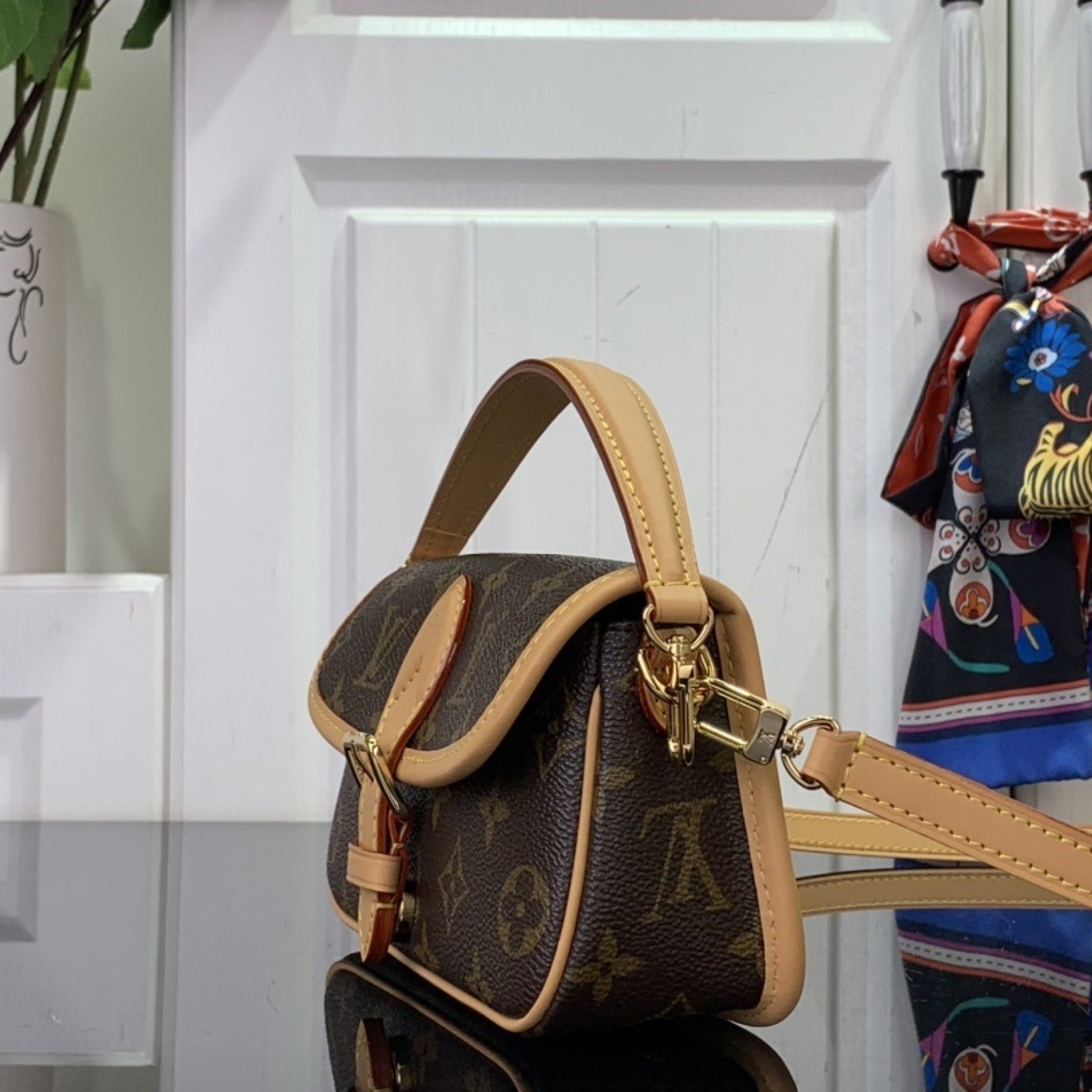 LV Nano Diane M83300