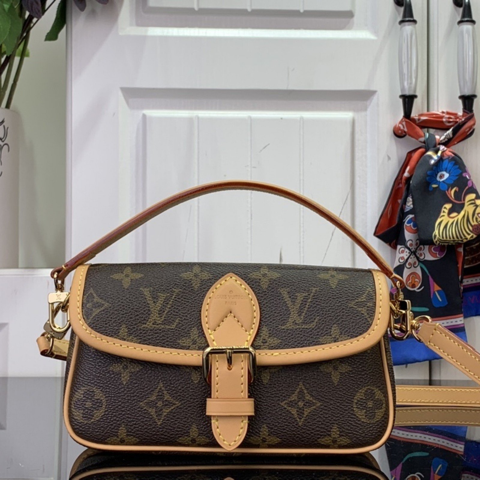 LV Nano Diane M83300