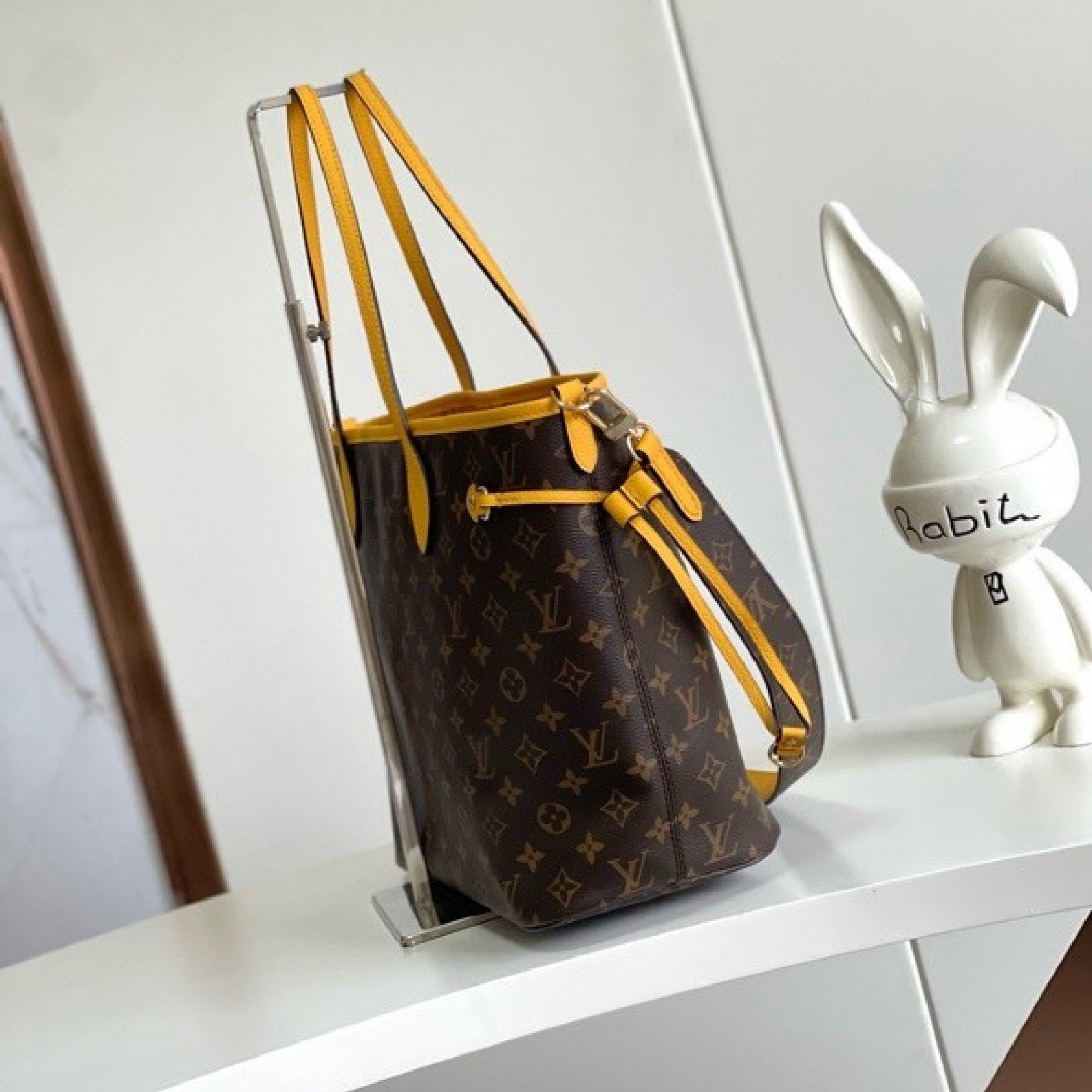 LV Neverfull 4106S