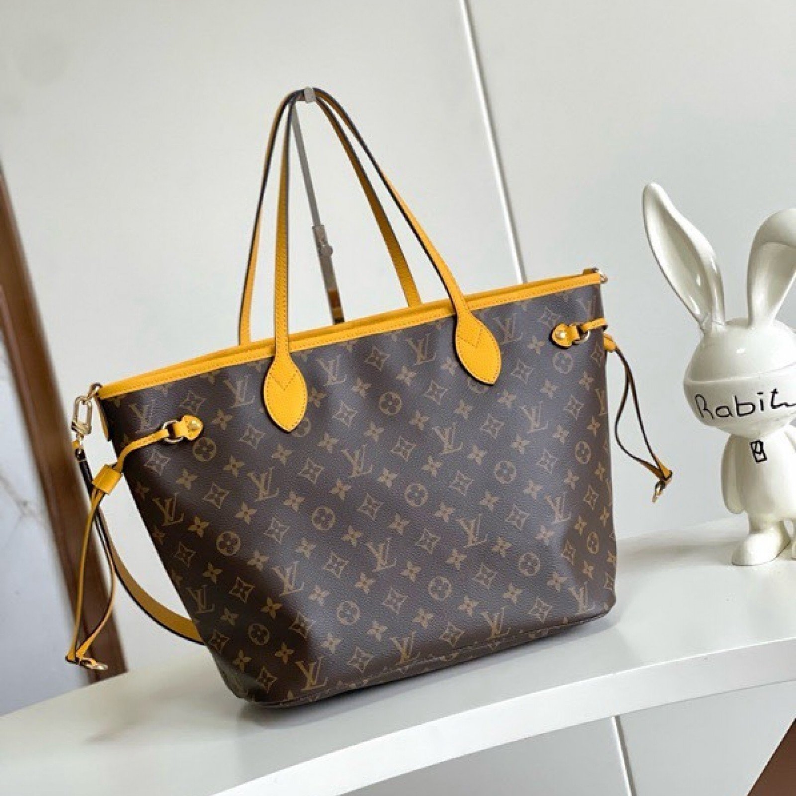 LV Neverfull 4106S