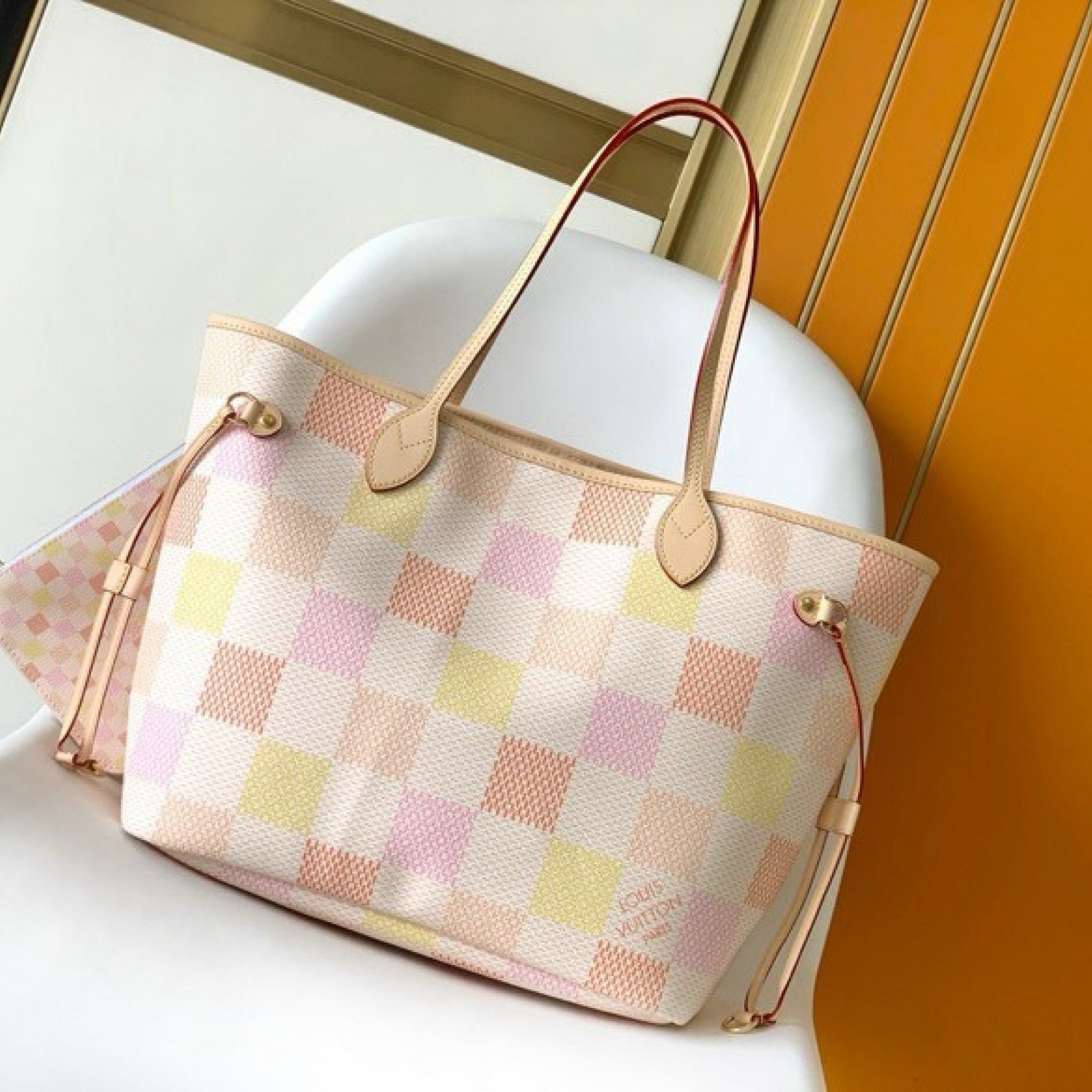 LV Neverfull 4106S