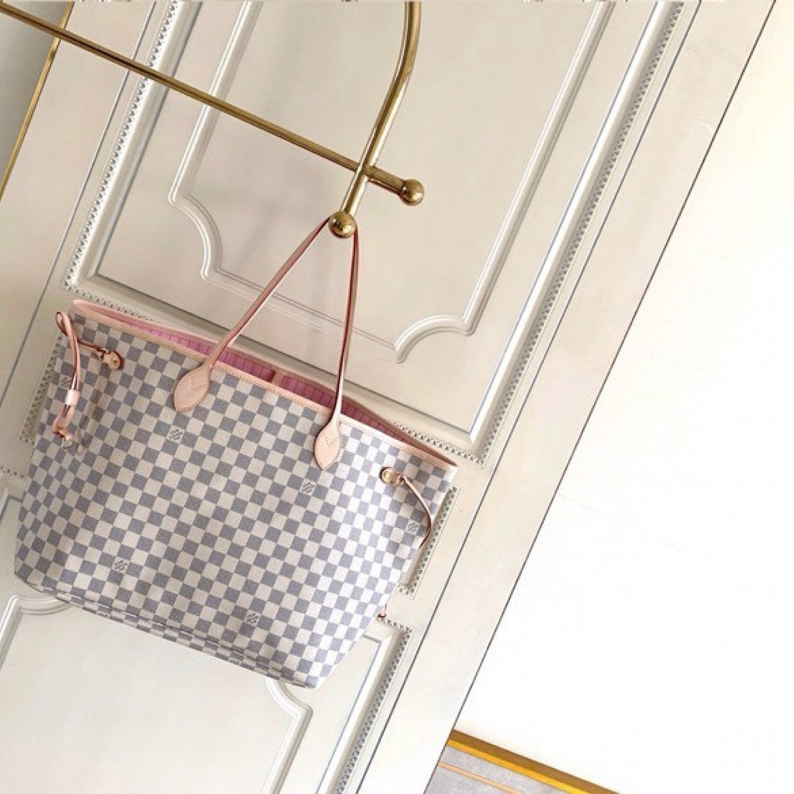 LV Neverfull 4106S