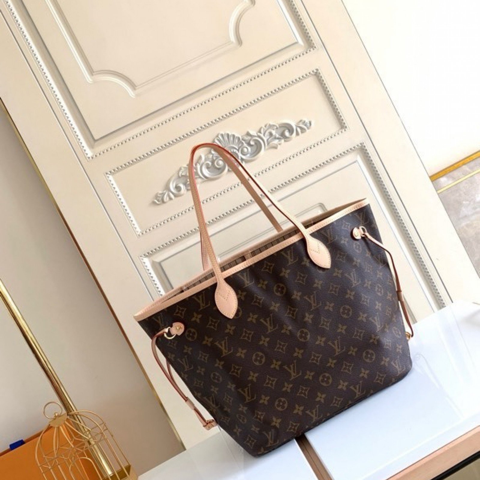 LV Neverfull 4106S