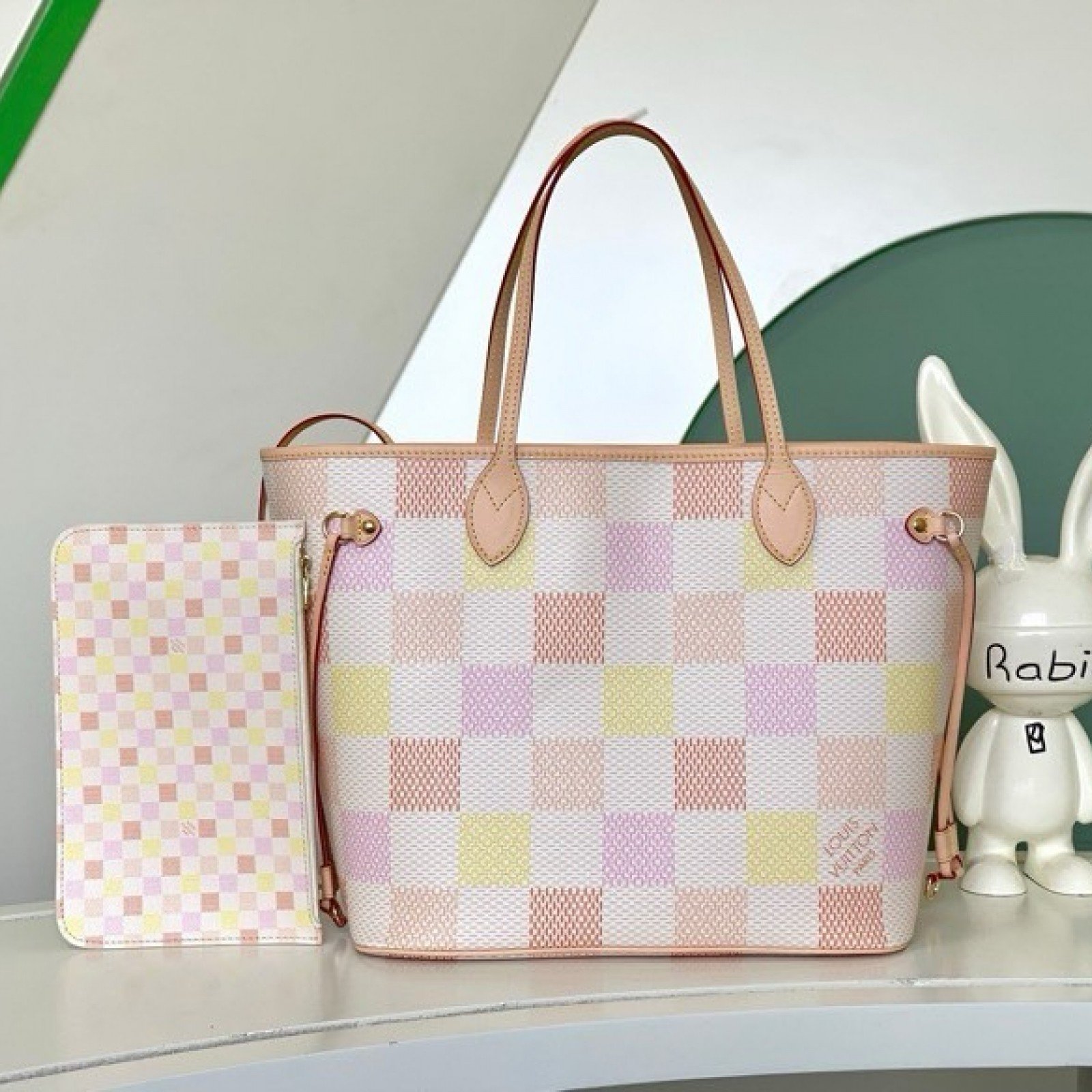 LV Neverfull 4106S