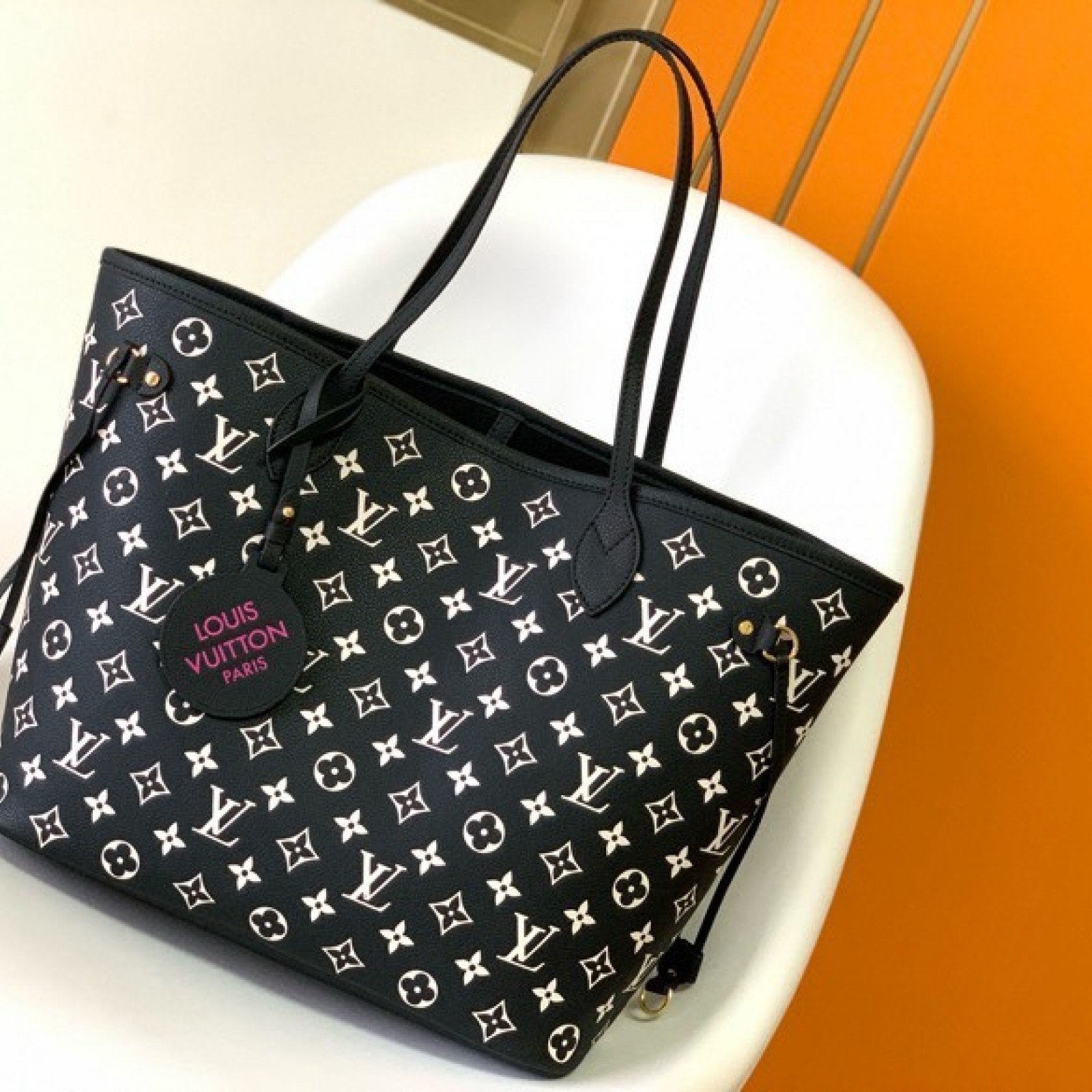 LV Neverfull 4106S