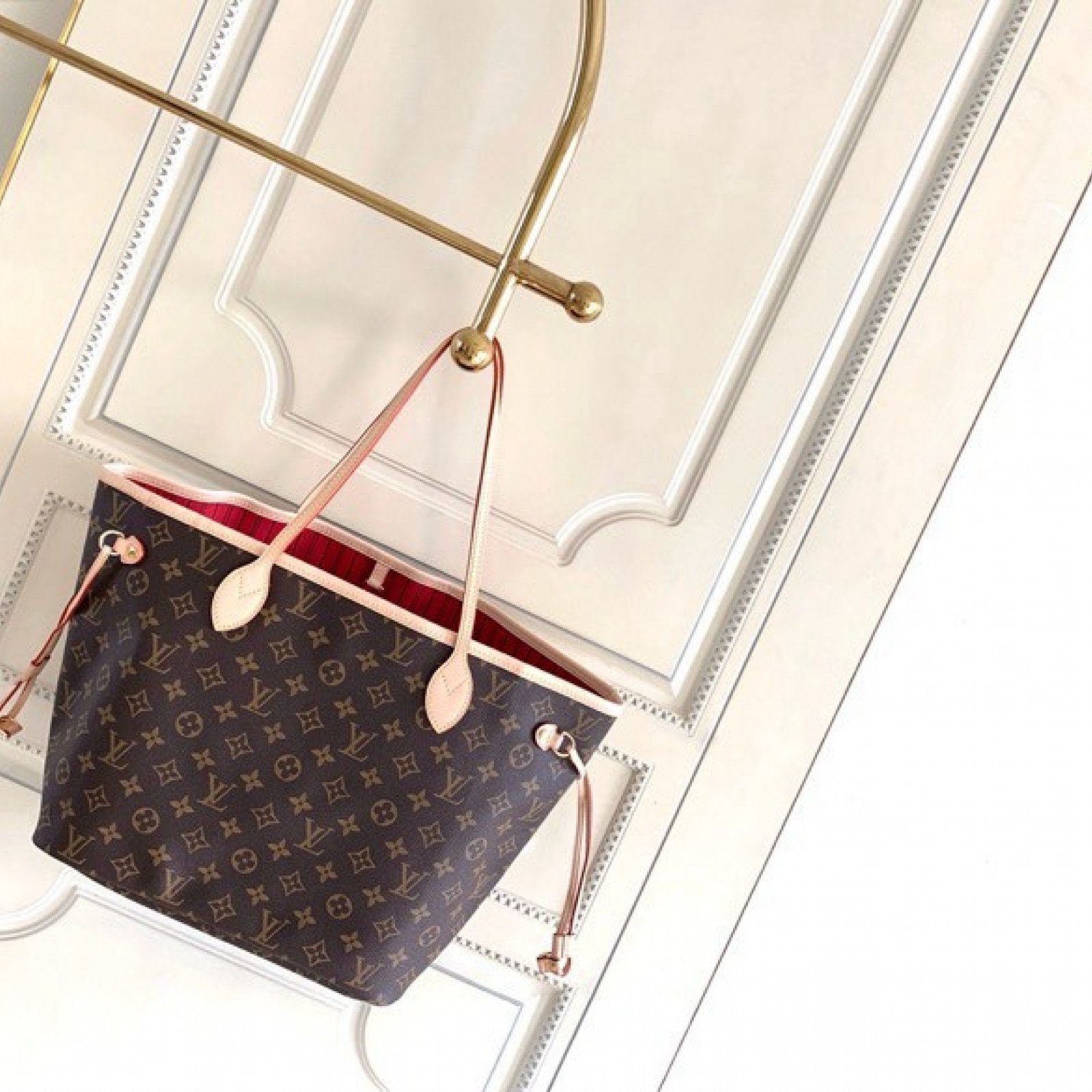 LV Neverfull 4106S
