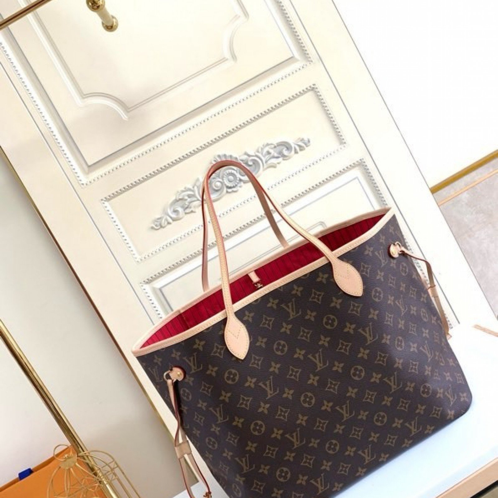LV Neverfull 4106S