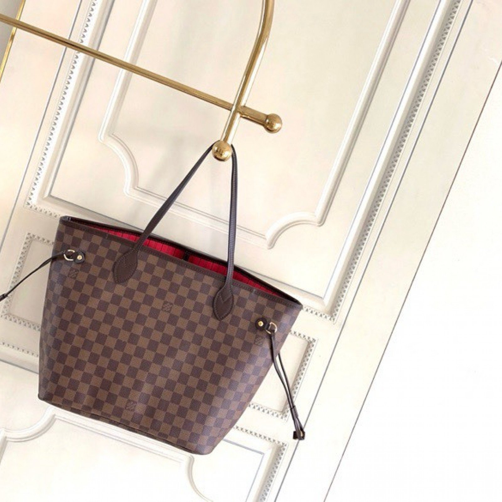 LV Neverfull 4106S