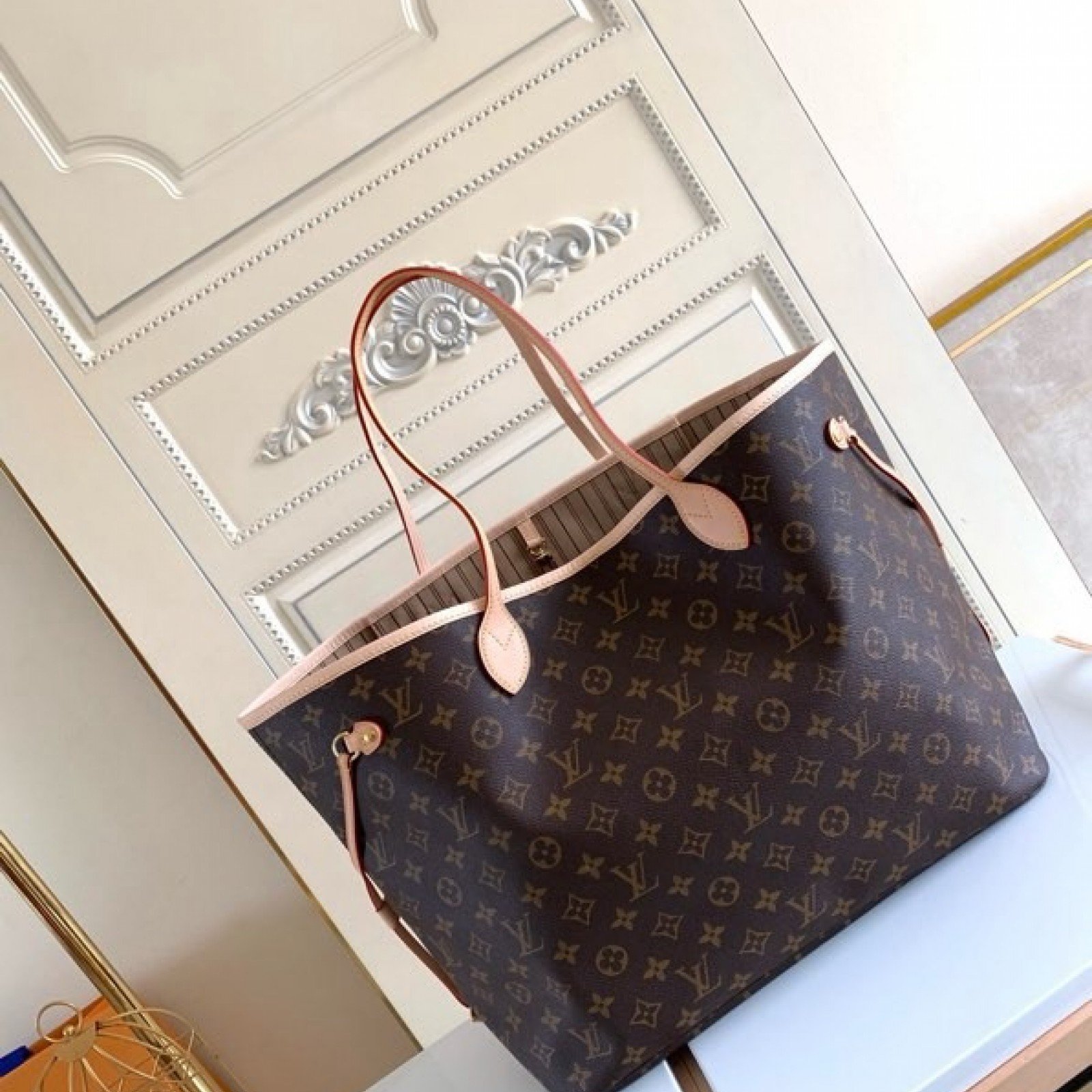 LV Neverfull 4106S