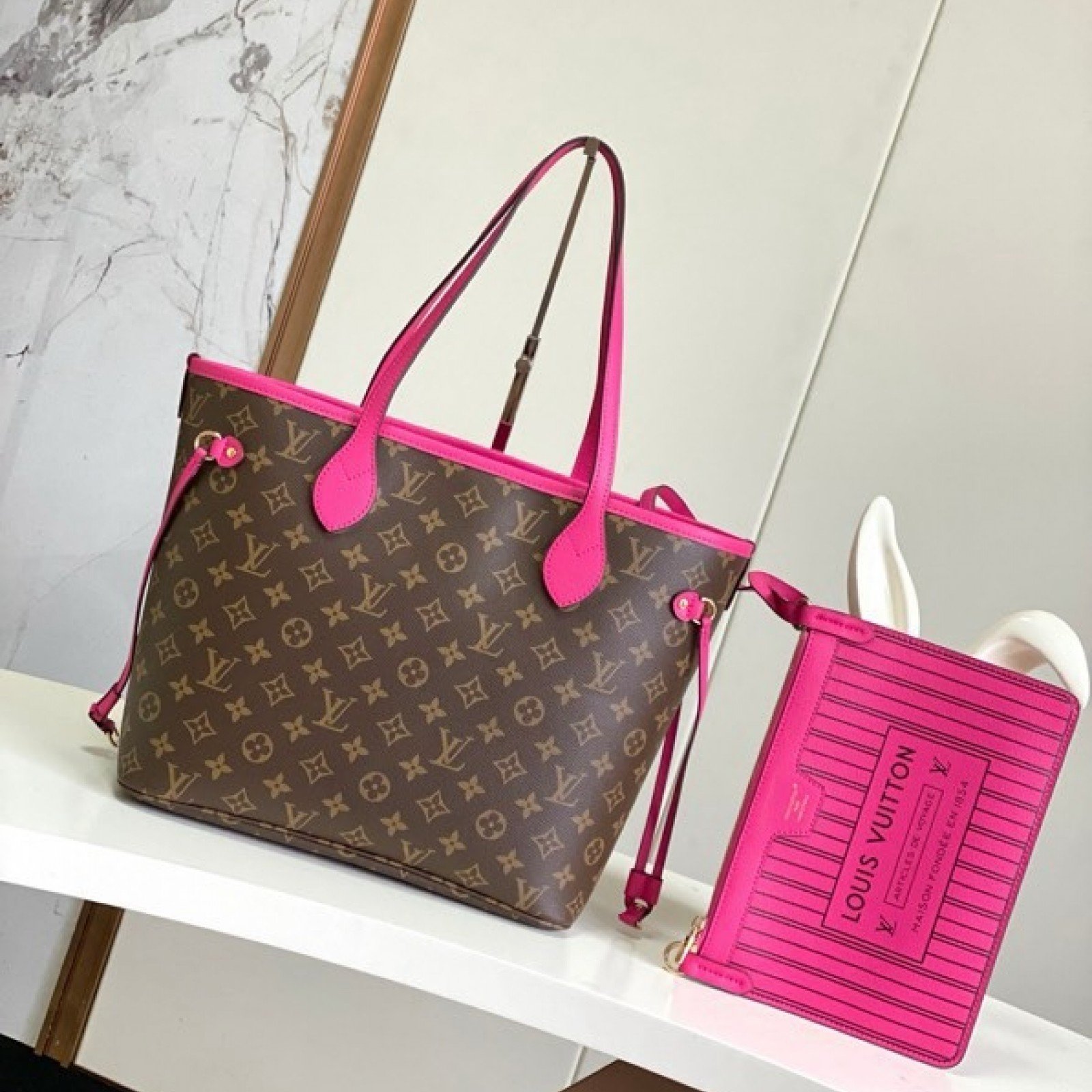 LV Neverfull 4106S