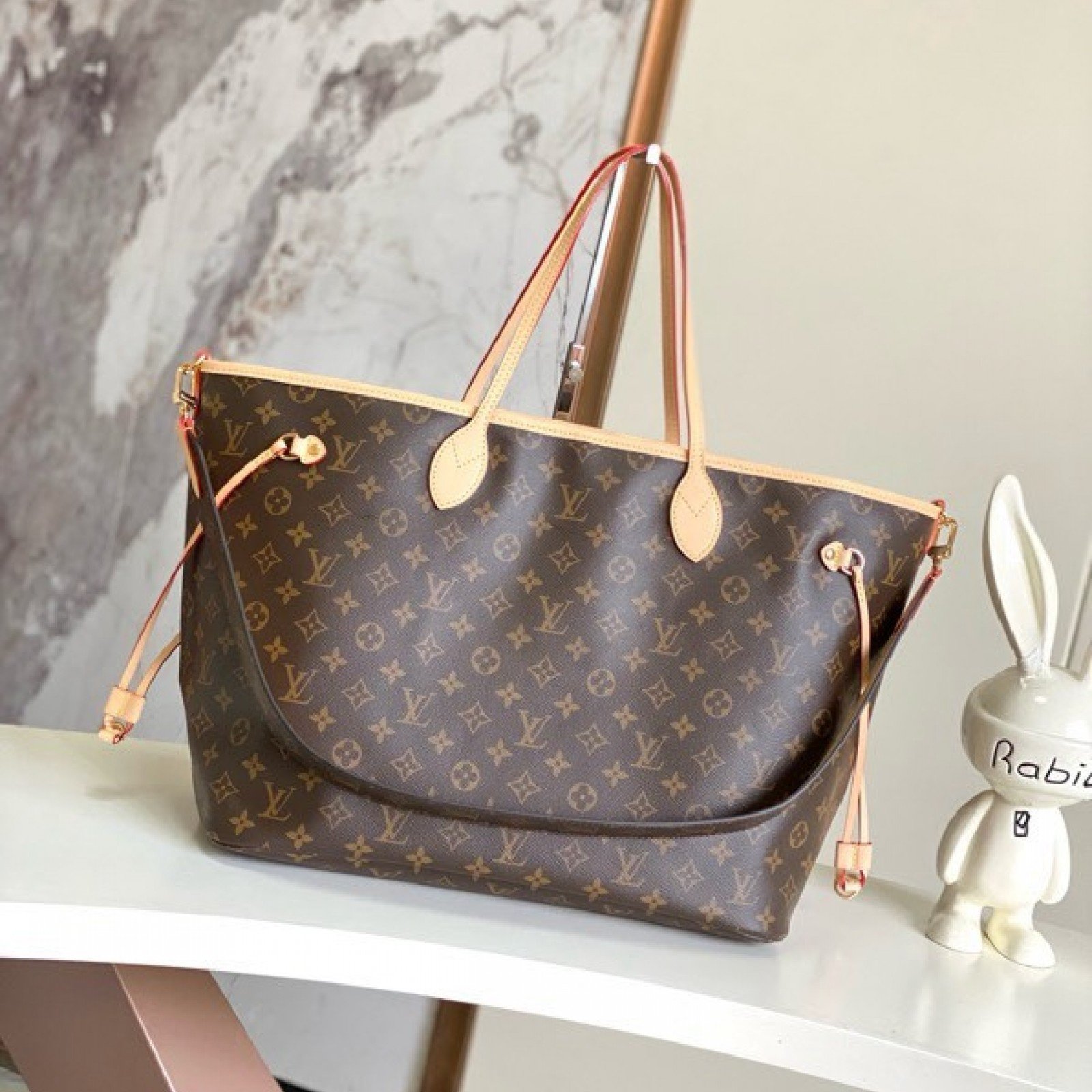 LV Neverfull 4106S