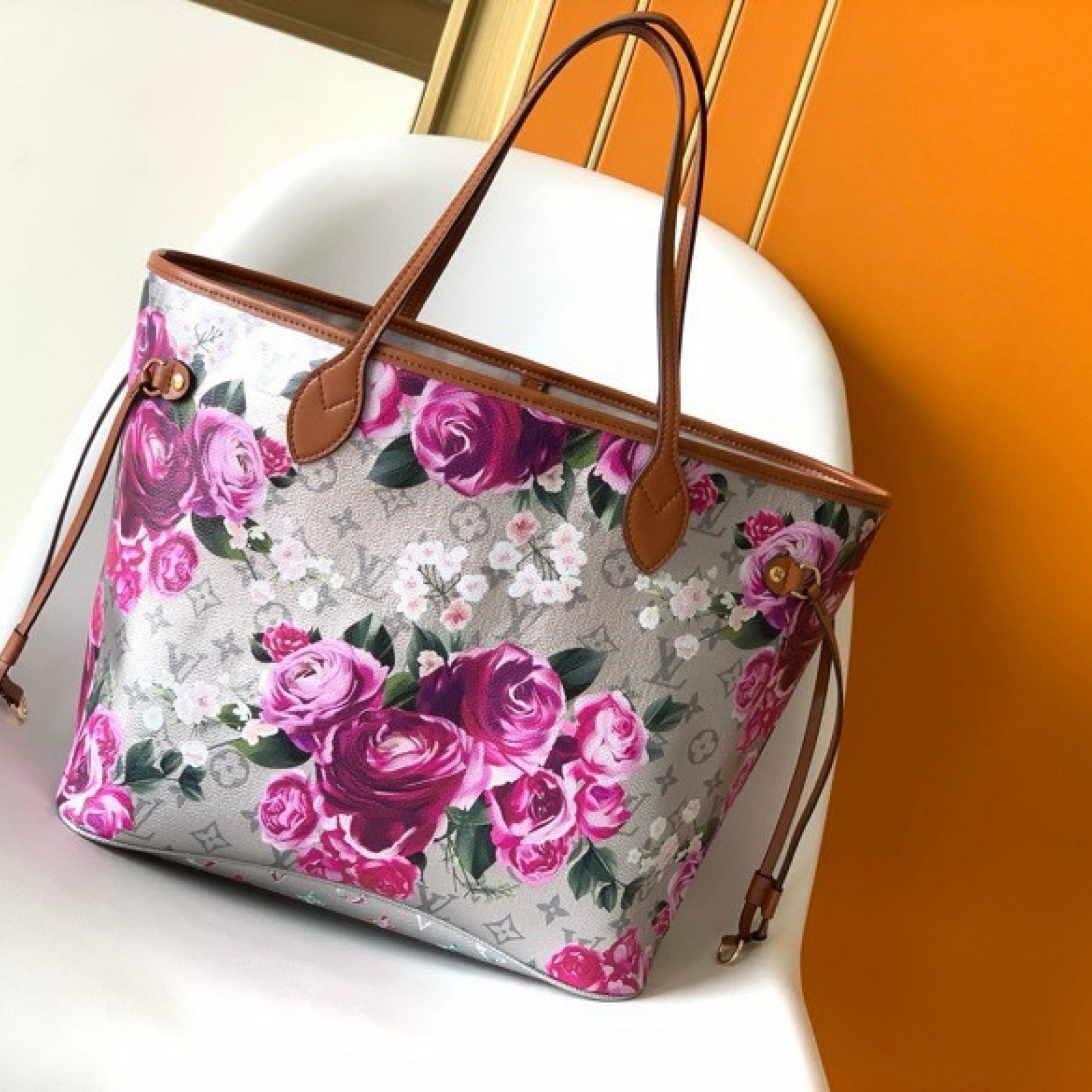 LV Neverfull 4106S