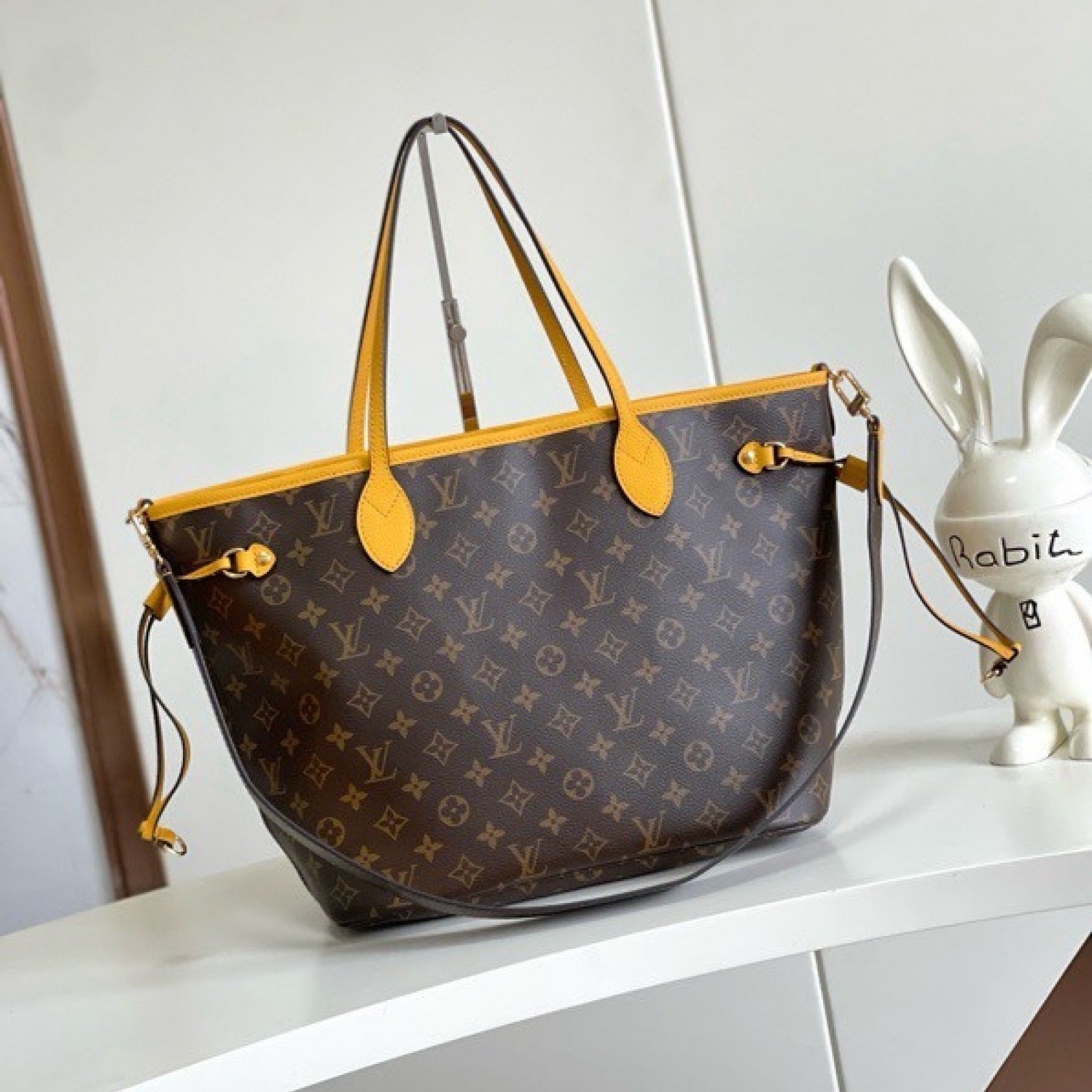 LV Neverfull 4106S