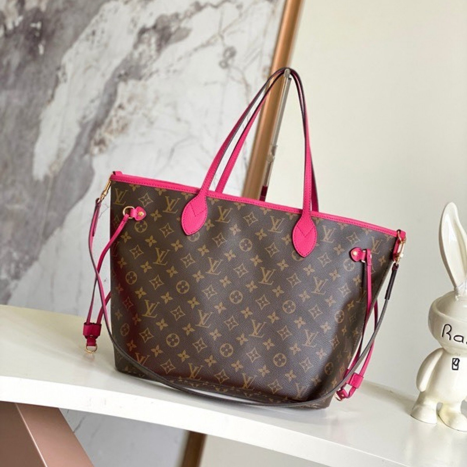 LV Neverfull 4106S