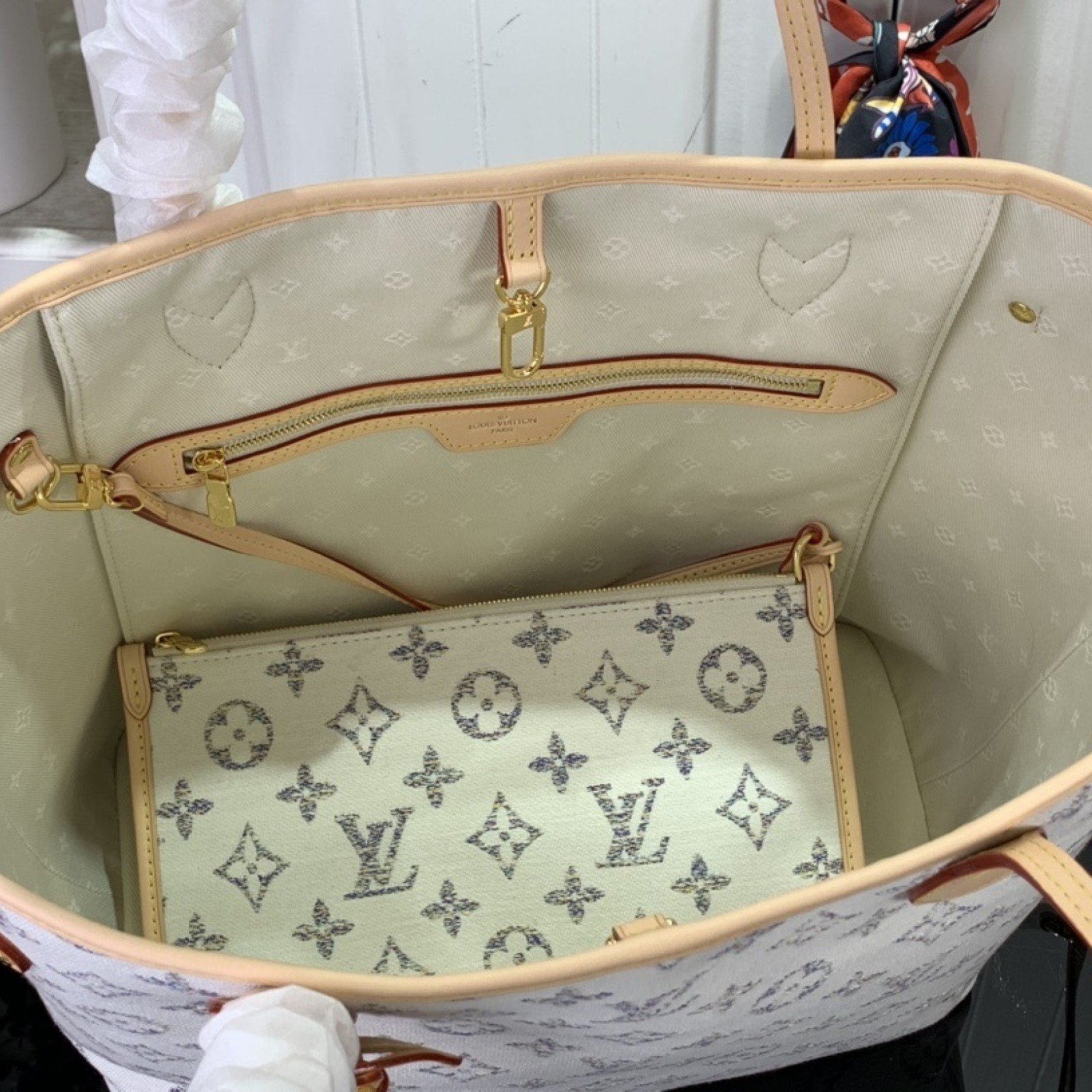 LV Neverfull MM  m24905