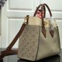 LV ON MY SIDE M53826