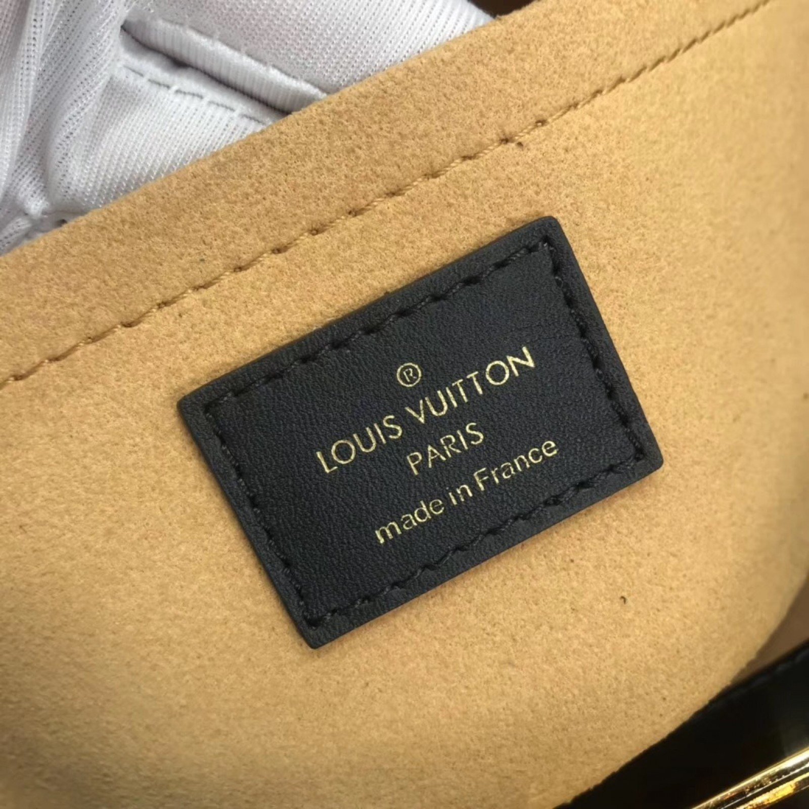 LV ON MY SIDE M53826