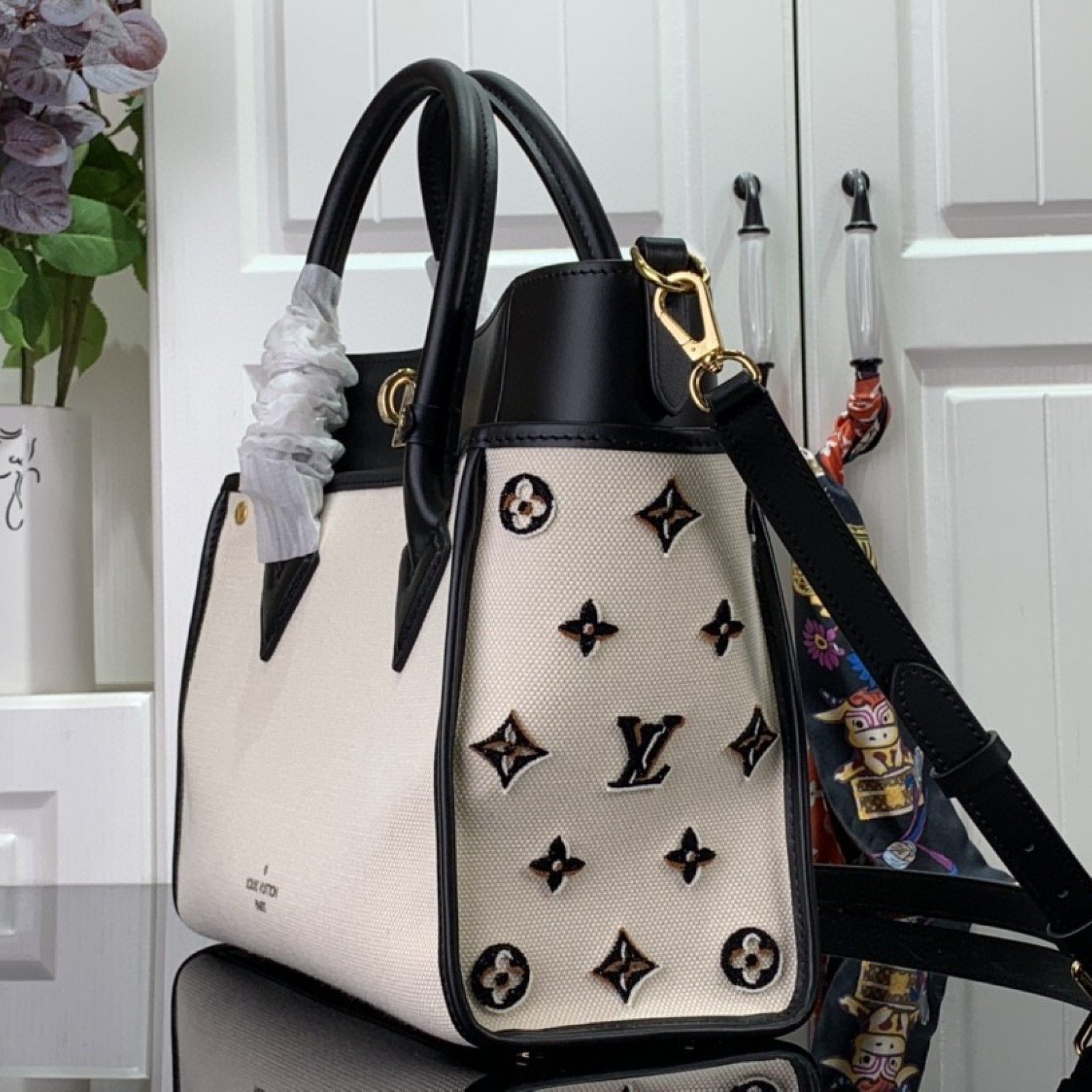LV ON MY SIDE MM M59842
