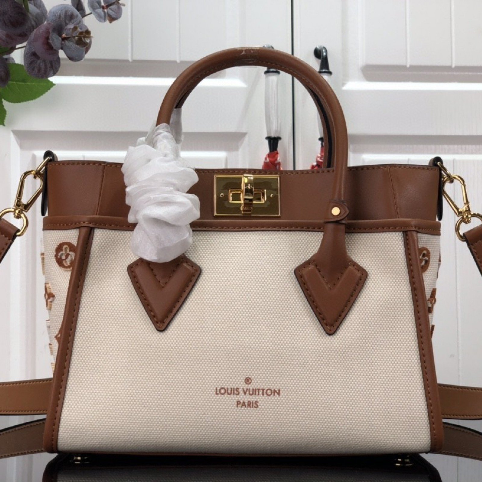LV ON MY SIDE PM M59905