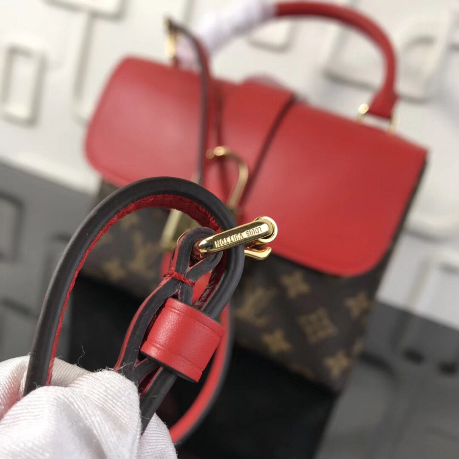 LV ONE HANDLE FLAP BAG M43129