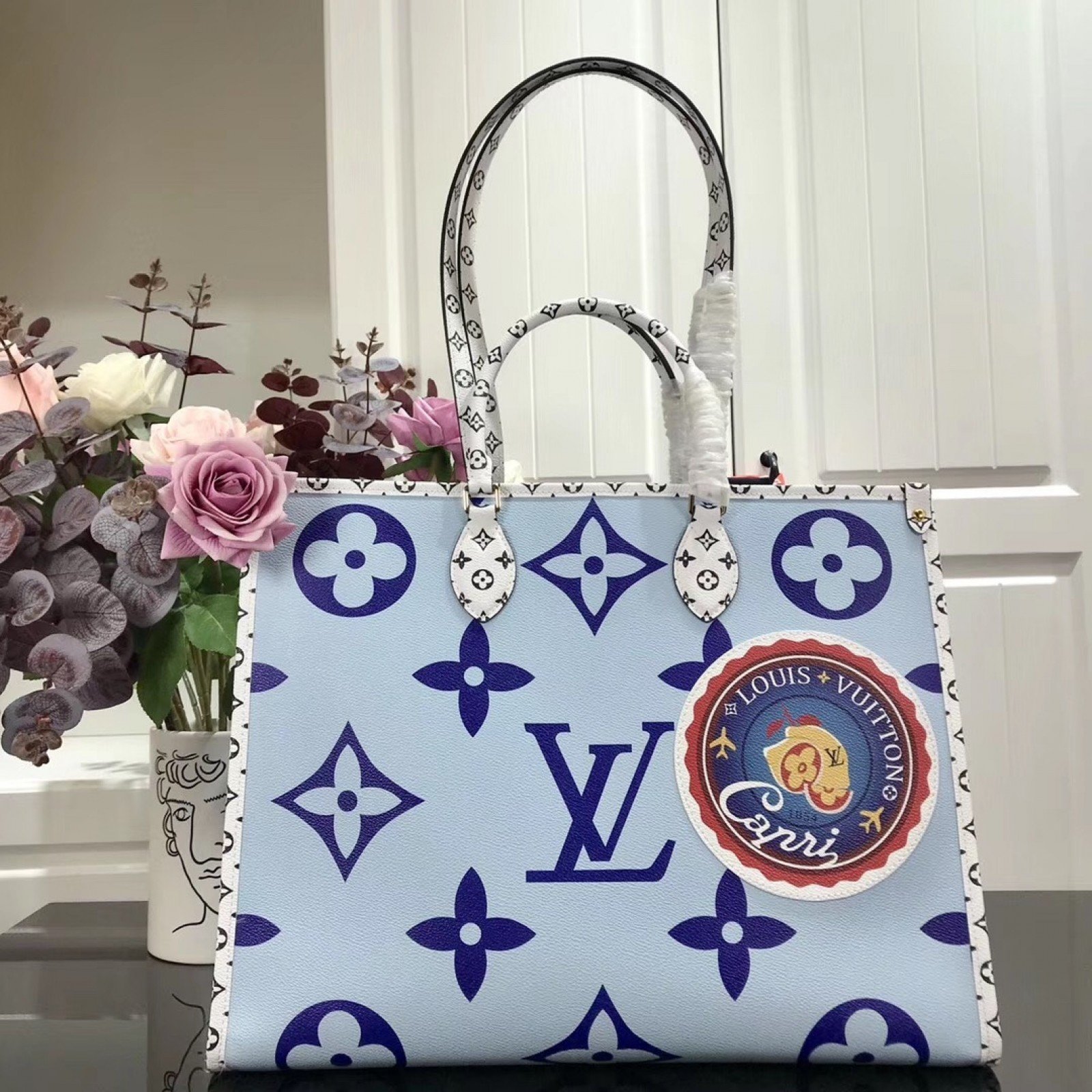 LV ONTHEGO BAG M44570LS