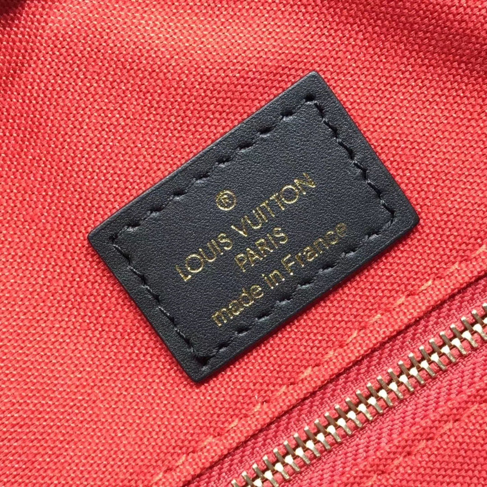 LV ONTHEGO BAG M44576