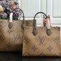 LV ONTHEGO BAG M44576