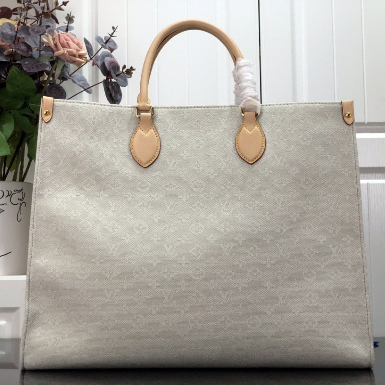 LV ONTHEGO GM M20815