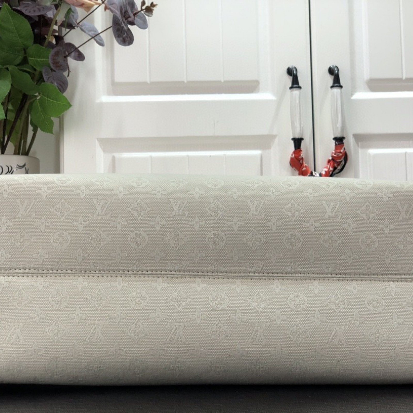 LV ONTHEGO GM M20815