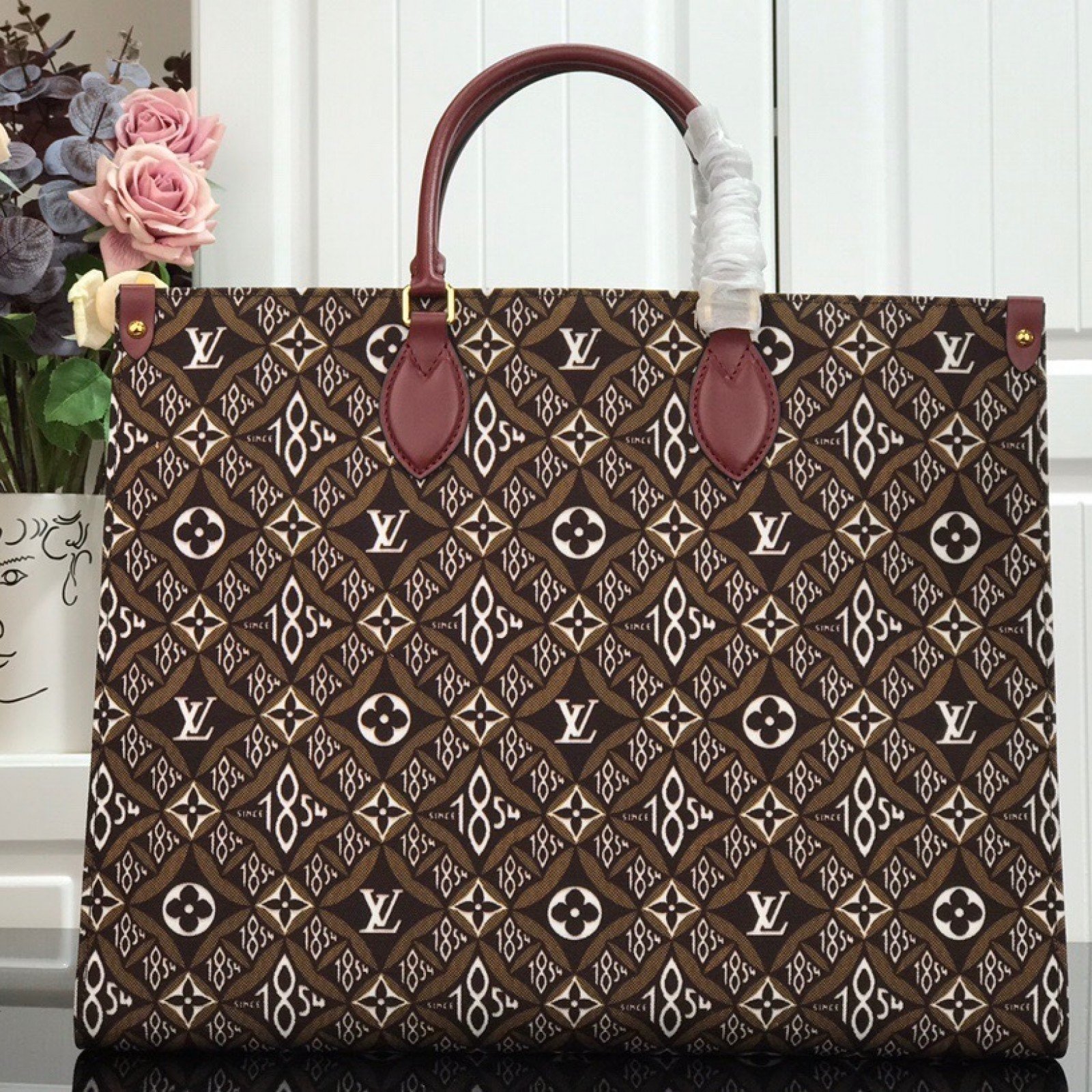LV ONTHEGO GM M44576CH